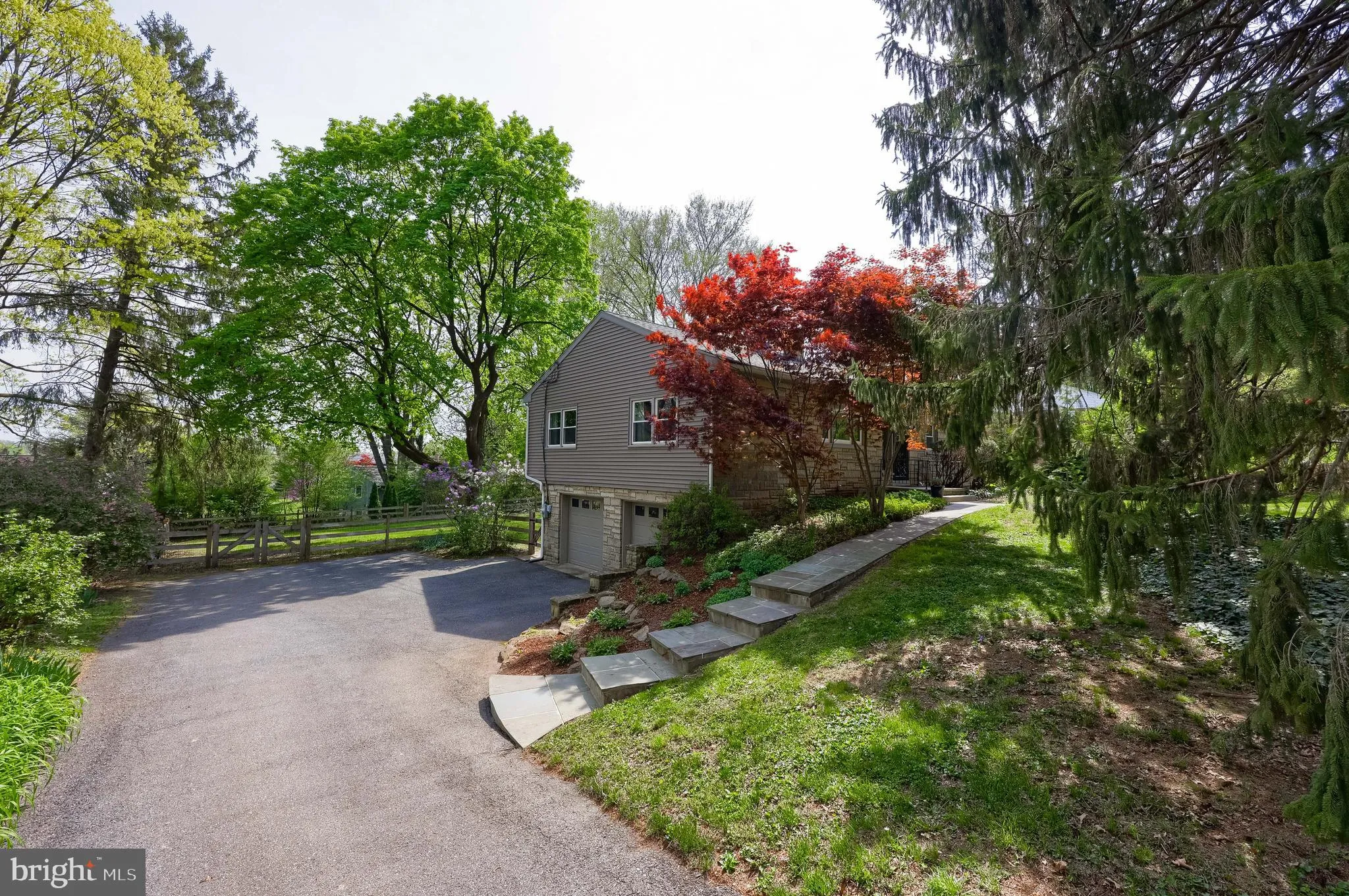 Lancaster, Pennsylvania 17601, United States, 3 Bedrooms Bedrooms, ,3 BathroomsBathrooms,Residential,Pending,119552