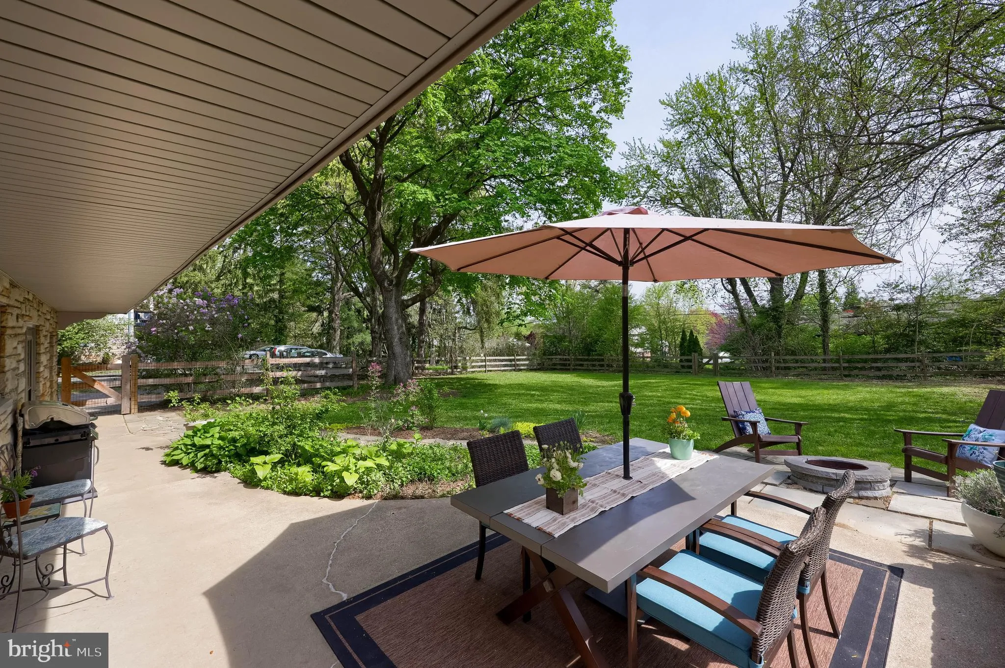 Lancaster, Pennsylvania 17601, United States, 3 Bedrooms Bedrooms, ,3 BathroomsBathrooms,Residential,Pending,119552