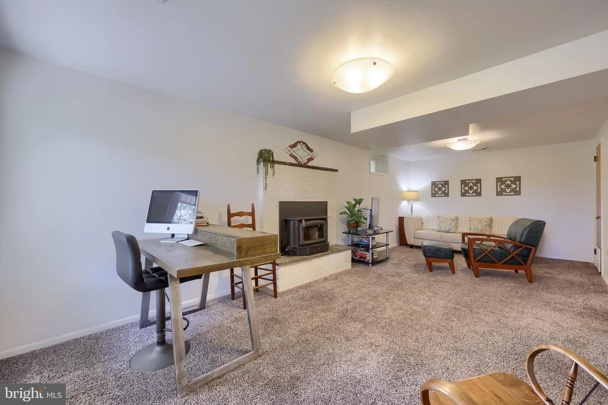 Lancaster, Pennsylvania 17601, United States, 3 Bedrooms Bedrooms, ,3 BathroomsBathrooms,Residential,Pending,119552