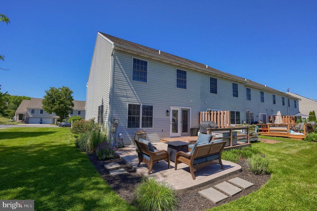 Photo of 4052 Parkside Court, MOUNT JOY, PA 17552 (MLS # PALA2089716)