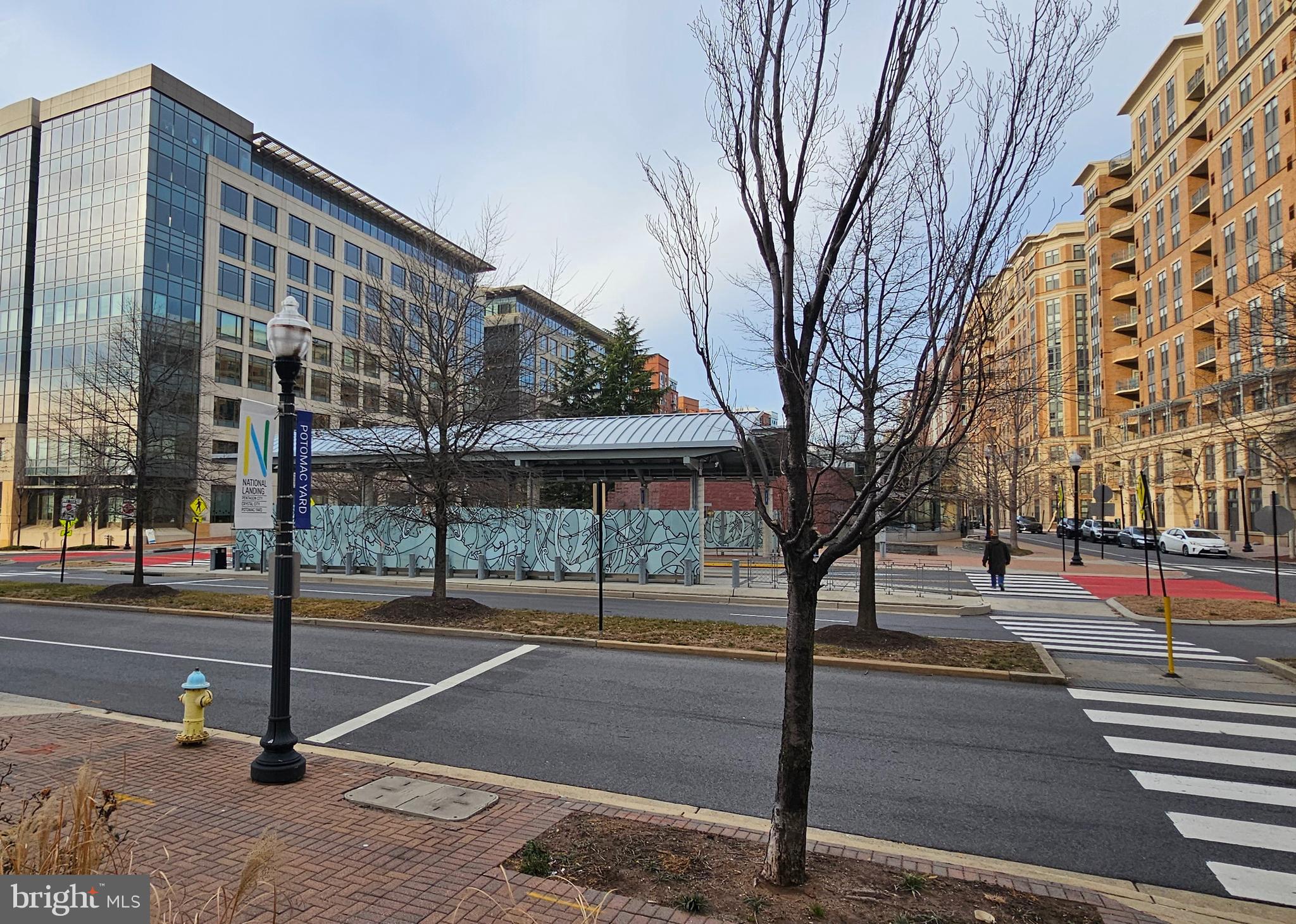 ECLIPSE ON CENTER PARK - Residential