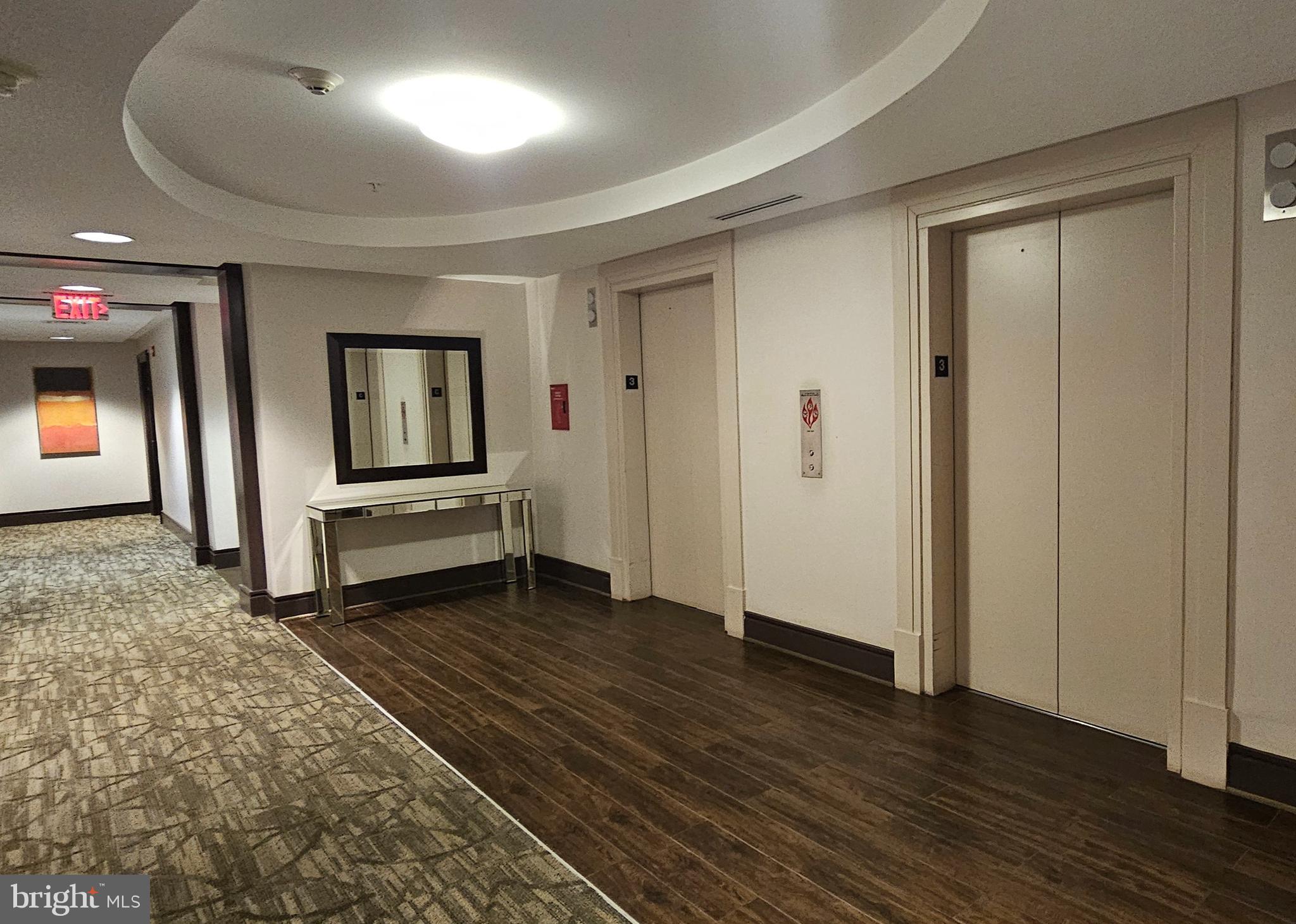 ECLIPSE ON CENTER PARK - Residential