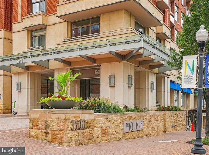 3600 S GLEBE ROAD 330W