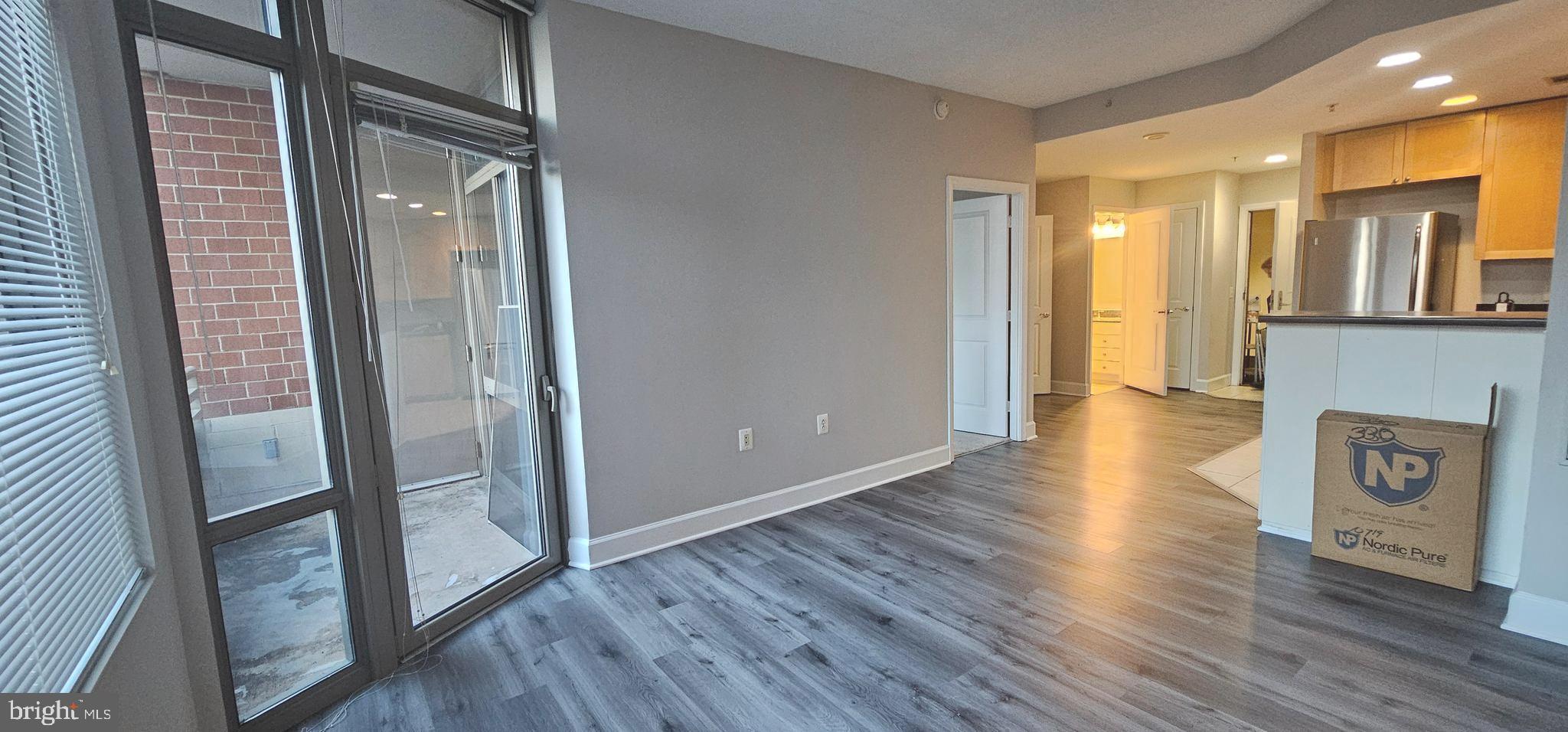 ECLIPSE ON CENTER PARK - Residential