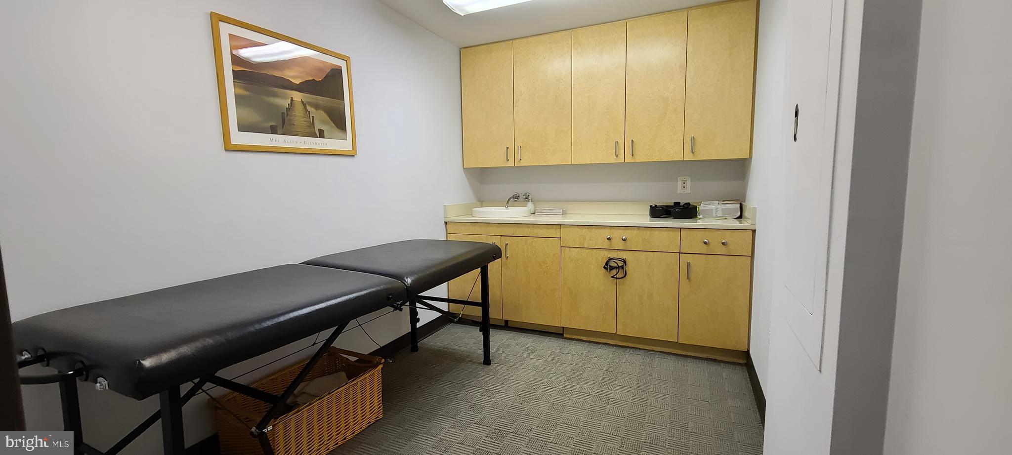 ECLIPSE ON CENTER PARK - Residential