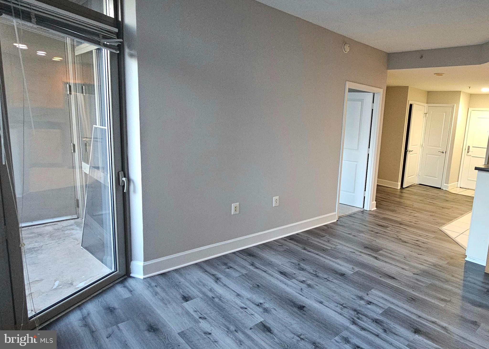 ECLIPSE ON CENTER PARK - Residential