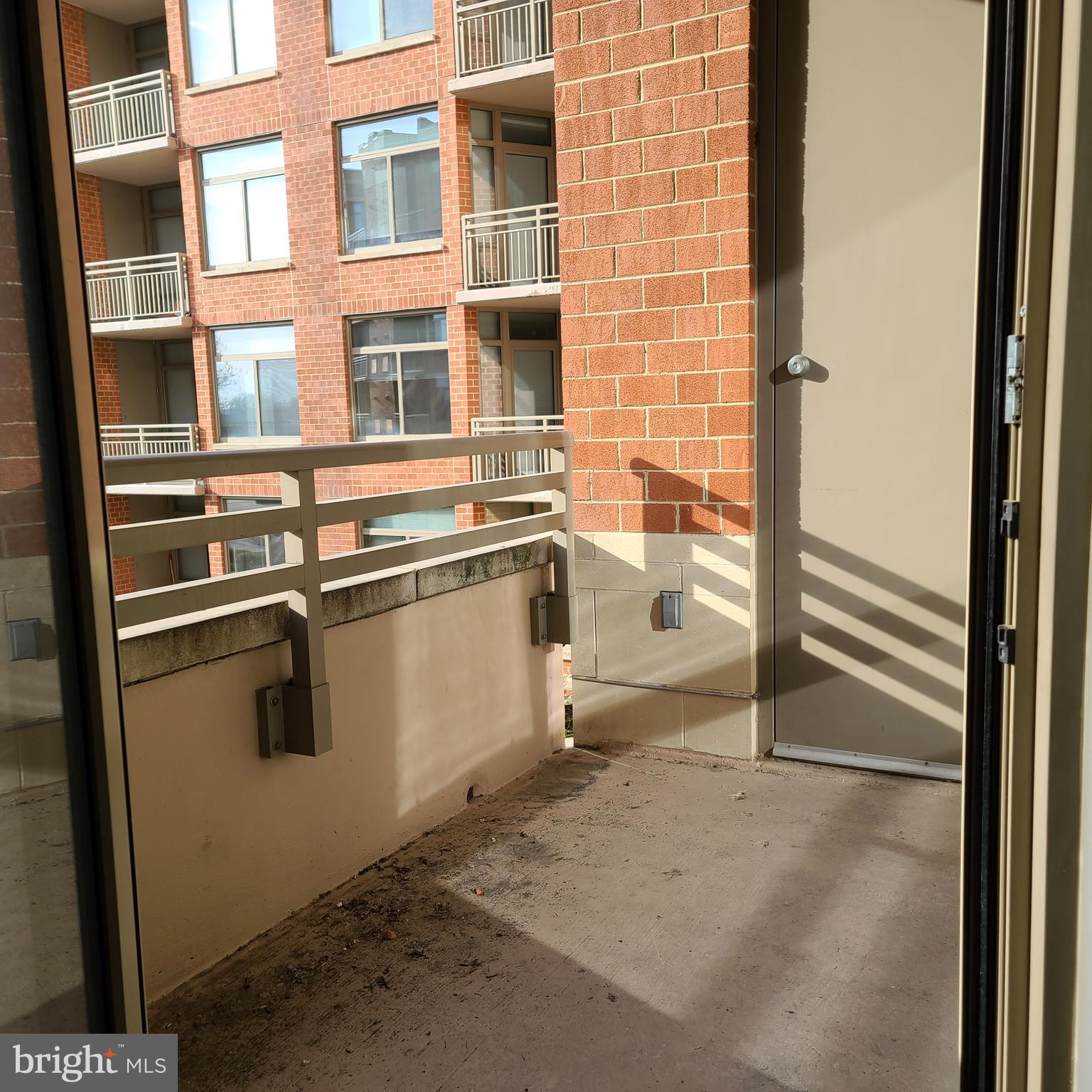 ECLIPSE ON CENTER PARK - Residential