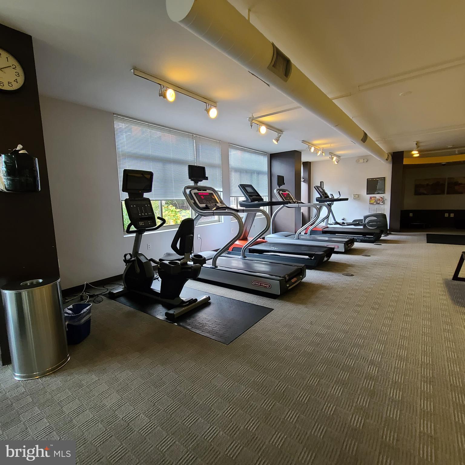 ECLIPSE ON CENTER PARK - Residential