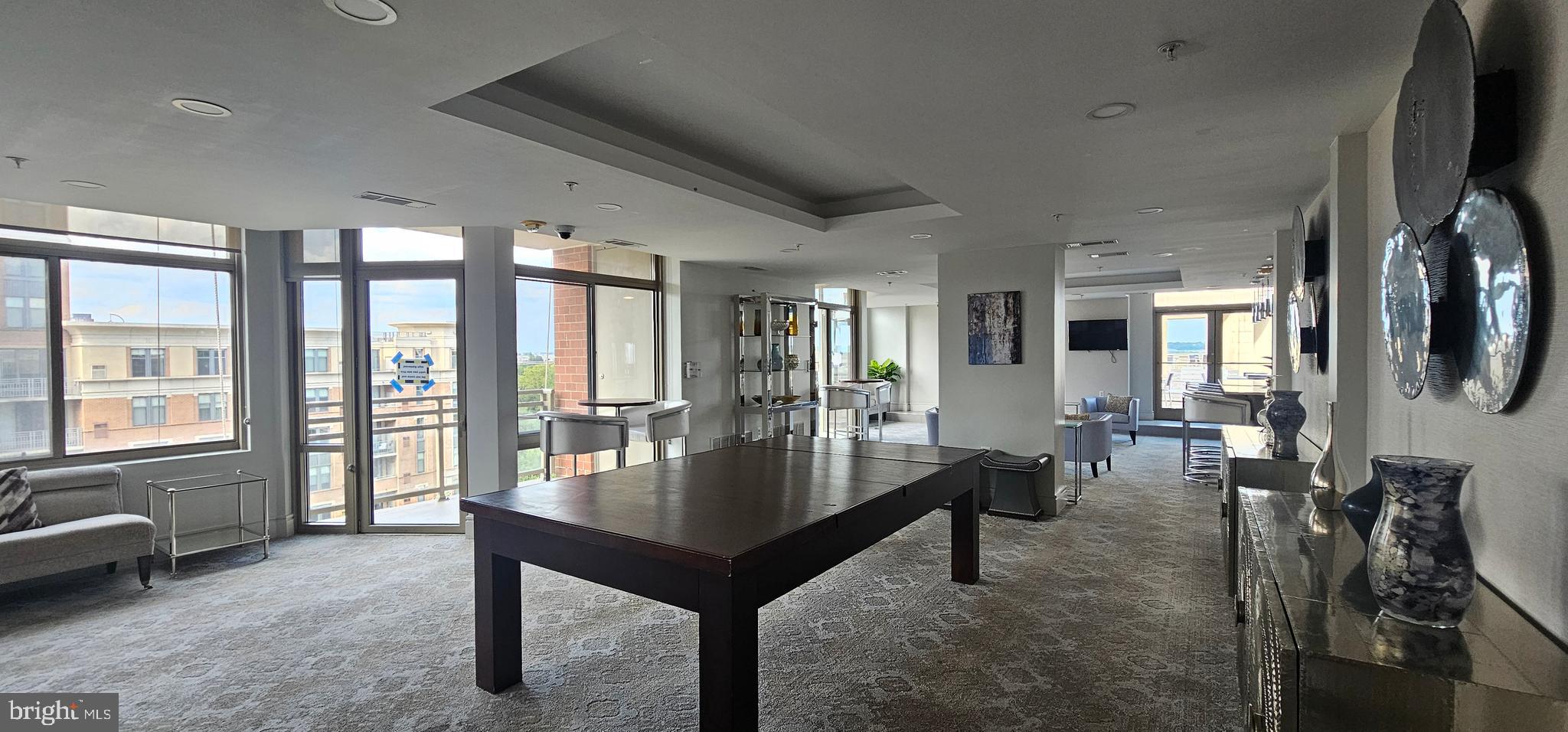 ECLIPSE ON CENTER PARK - Residential