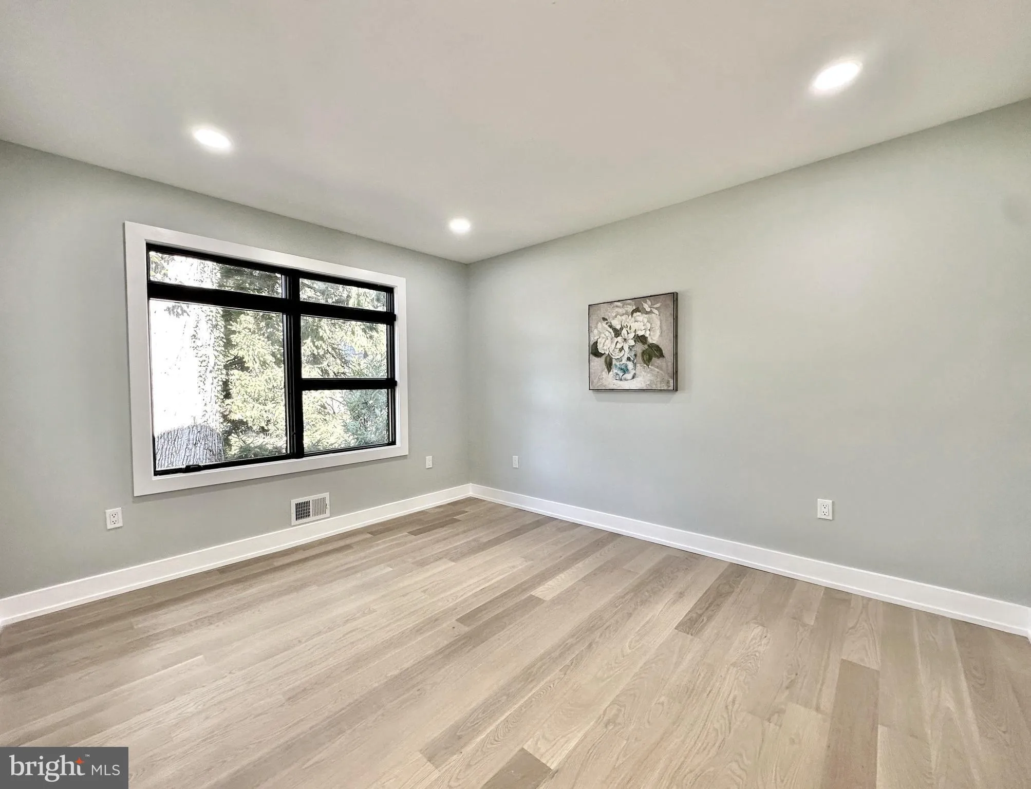 Princeton, New Jersey 08540, United States, 4 Bedrooms Bedrooms, ,4 BathroomsBathrooms,Residential,Contingent,215290