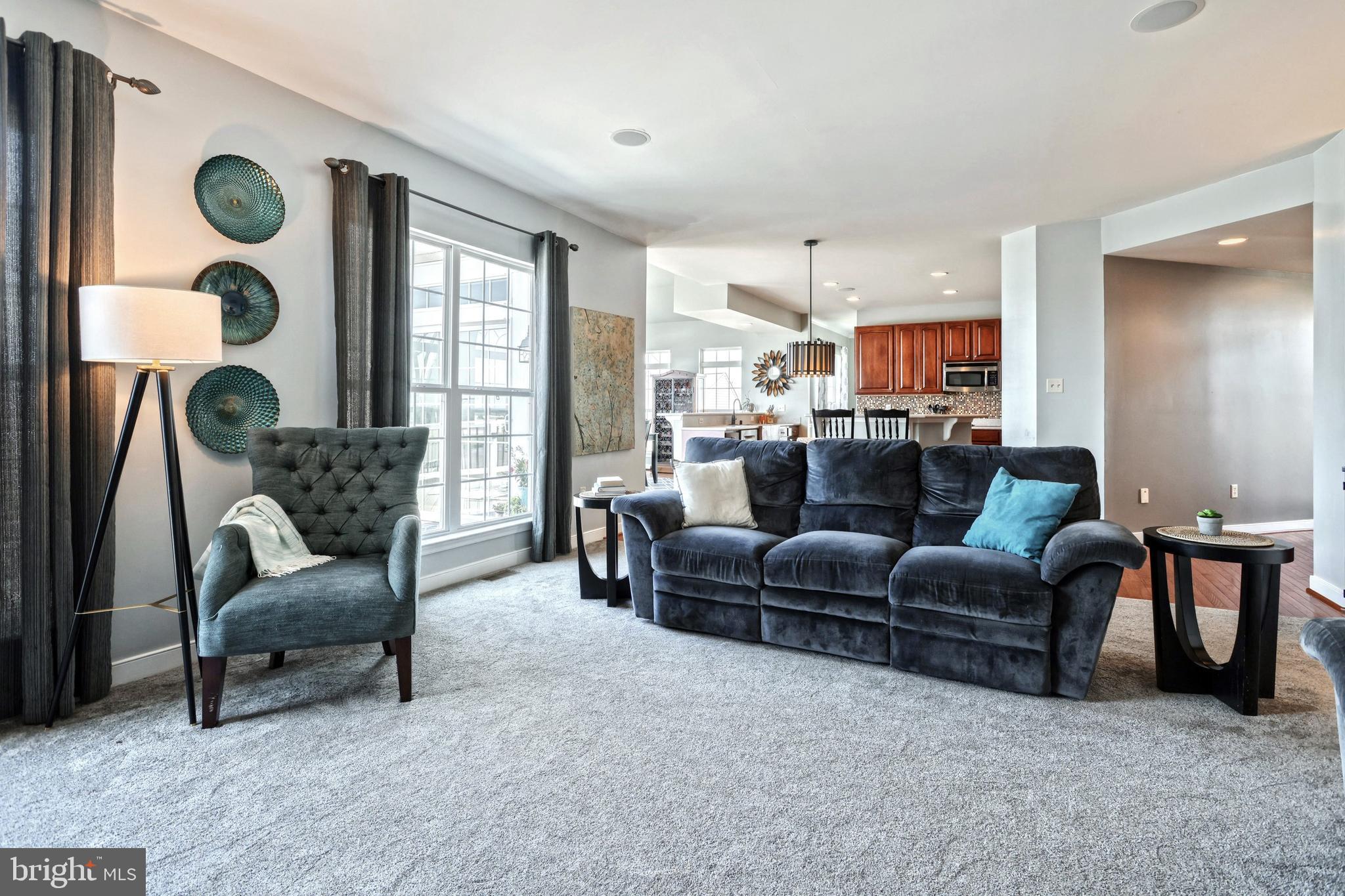 LOGANS RESERVE - Residential