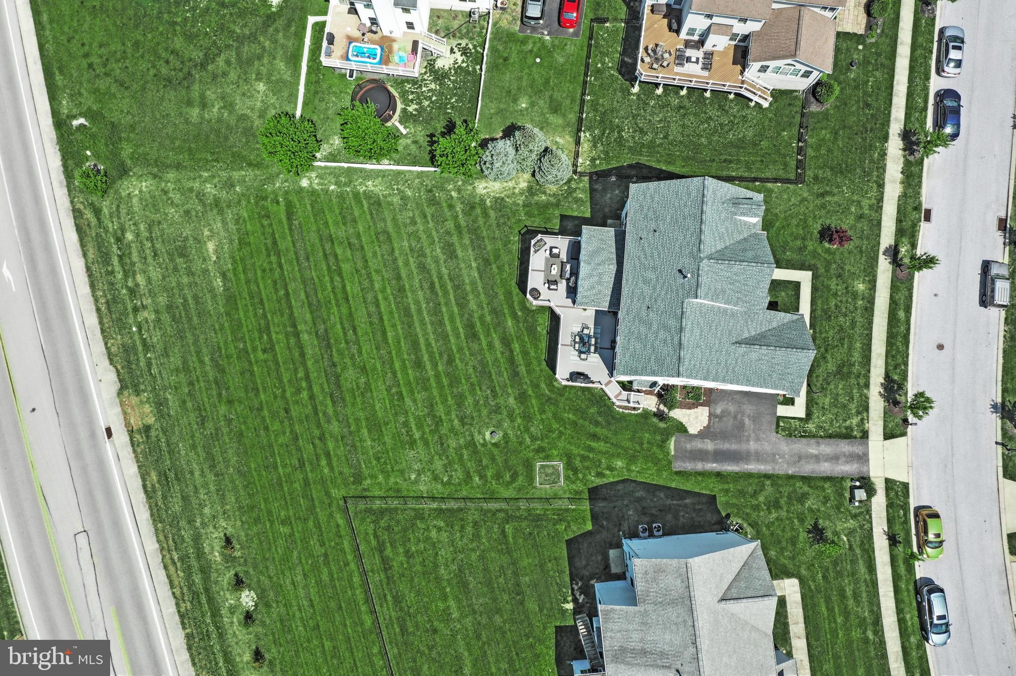 LOGANS RESERVE - Residential