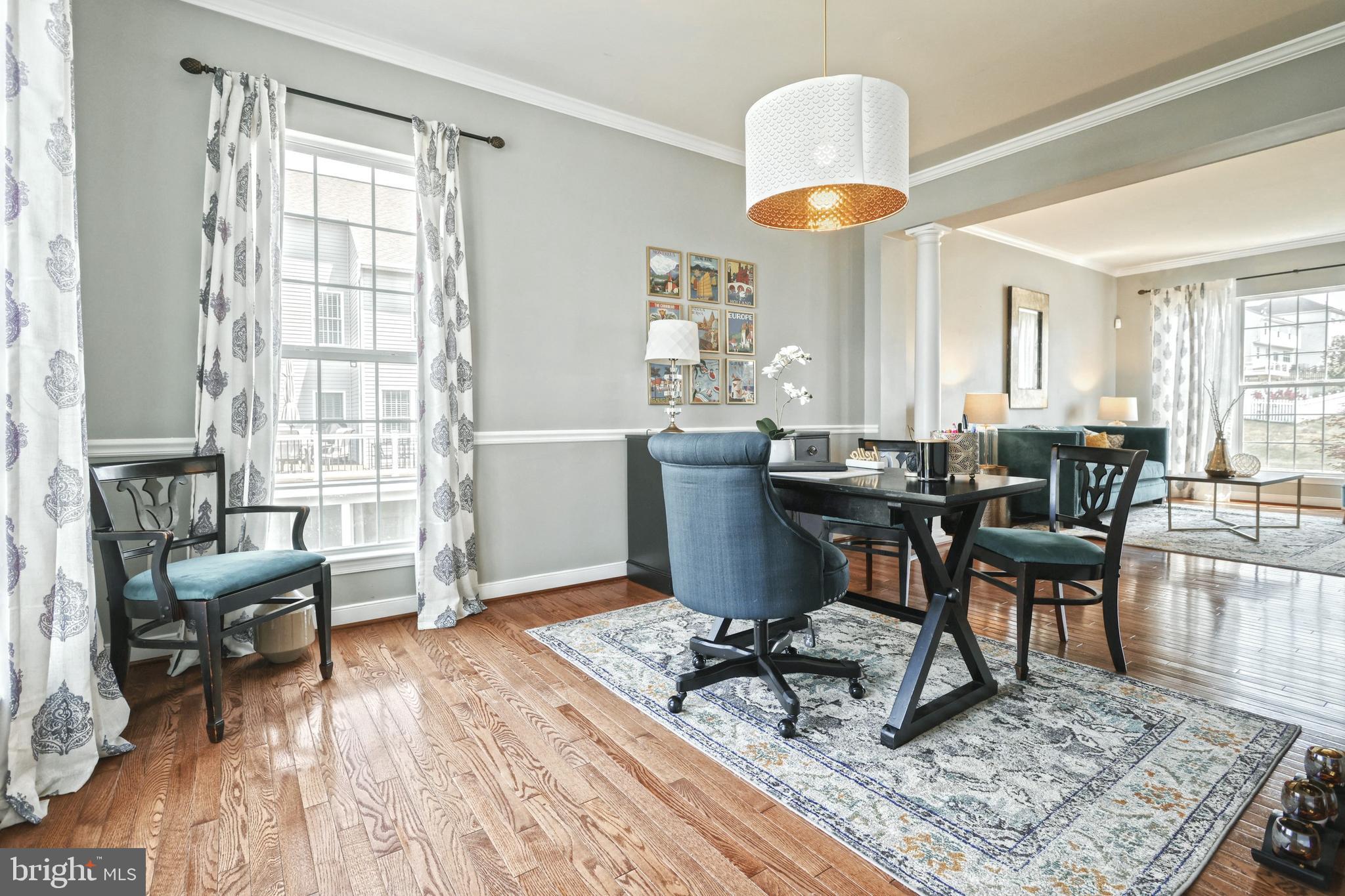 LOGANS RESERVE - Residential