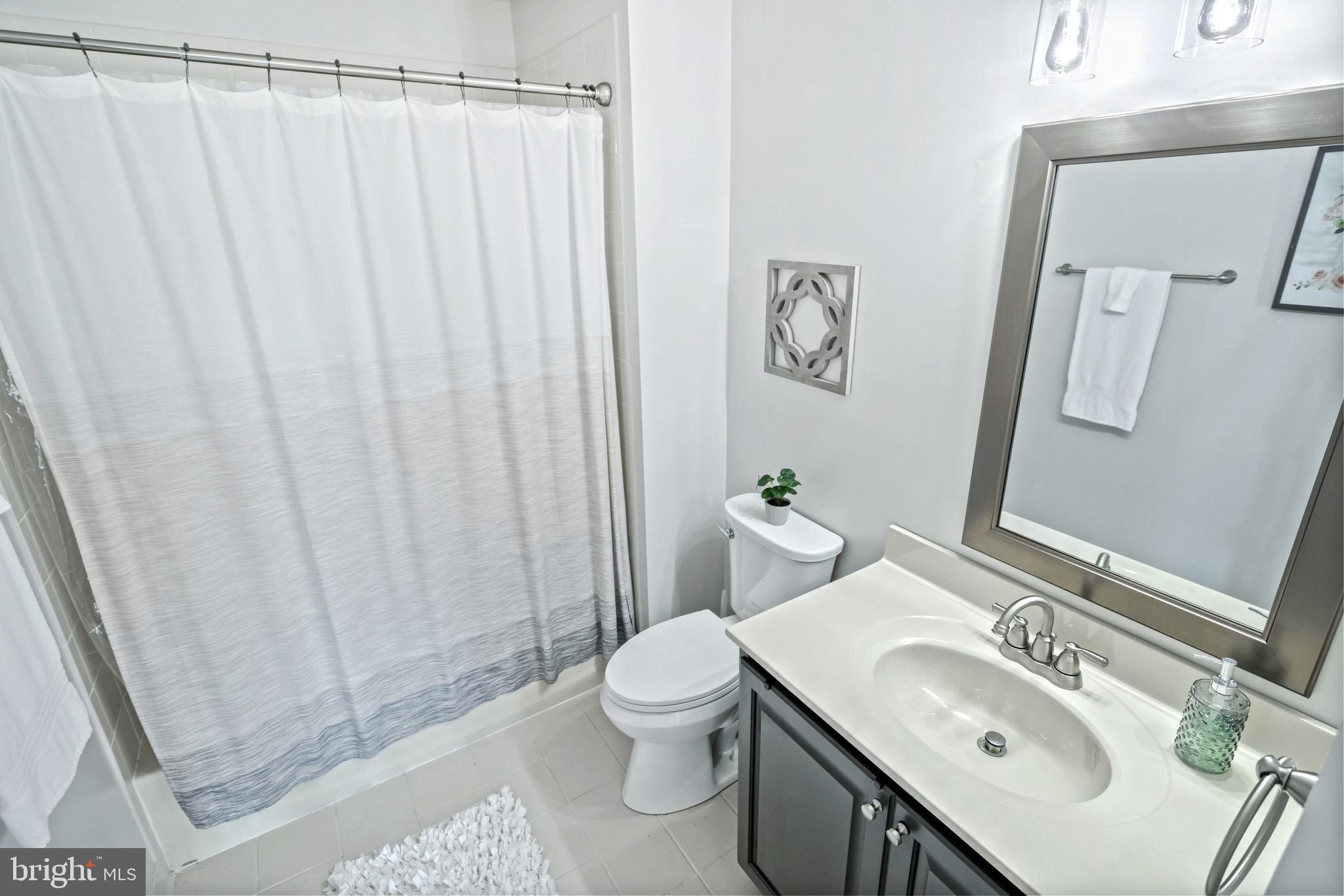 LOGANS RESERVE - Residential