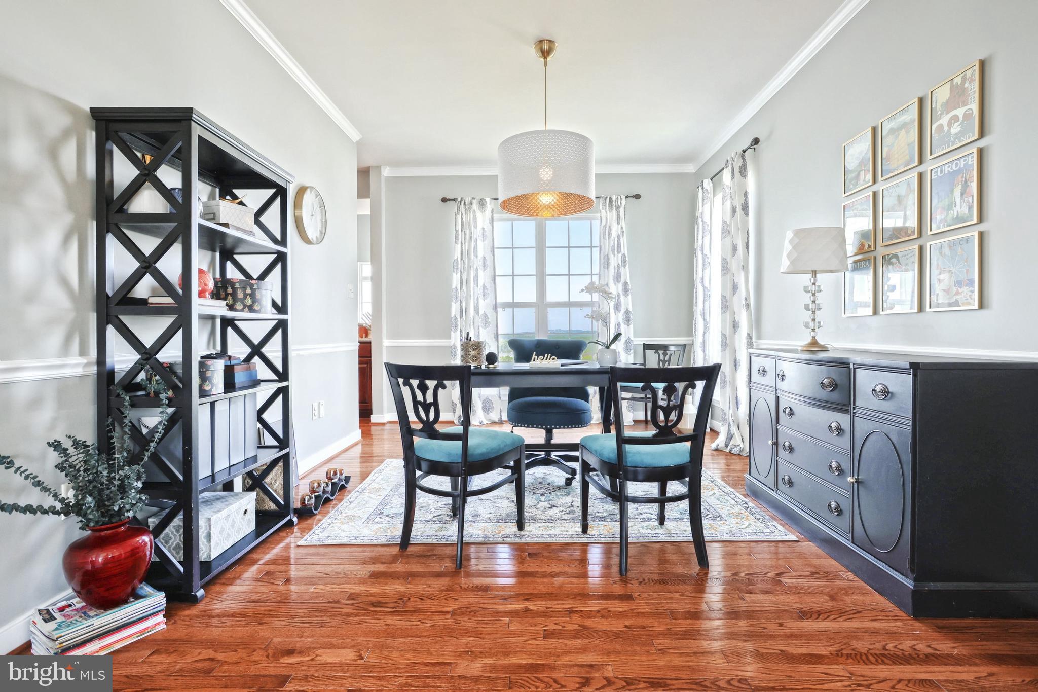 LOGANS RESERVE - Residential