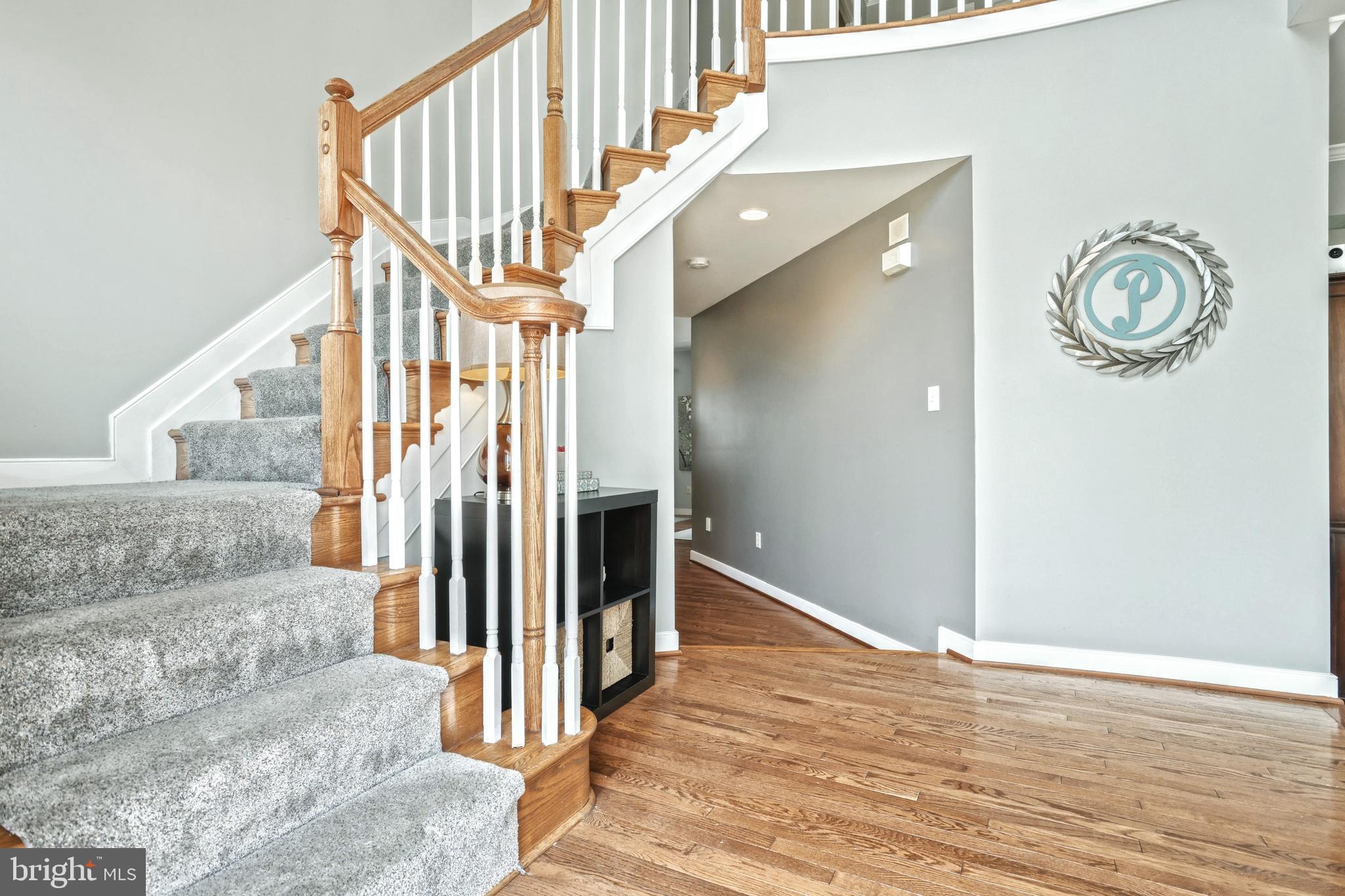 LOGANS RESERVE - Residential