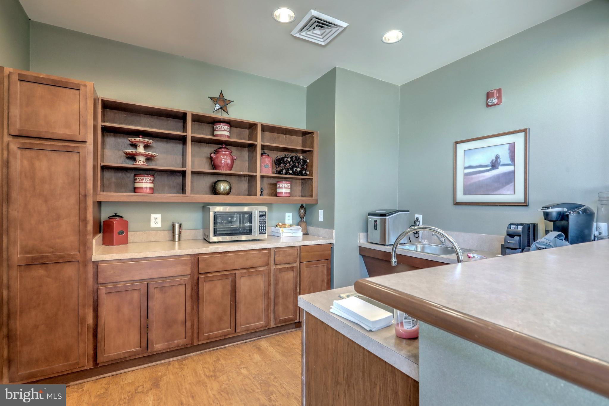 LOGANS RESERVE - Residential