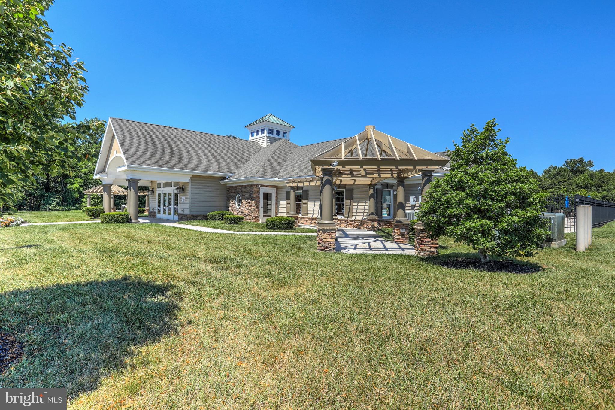 LOGANS RESERVE - Residential