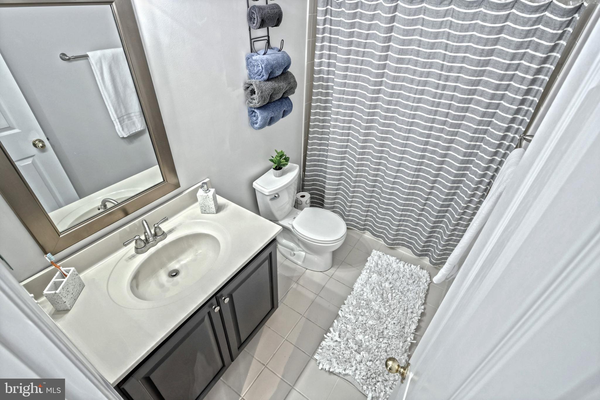 LOGANS RESERVE - Residential