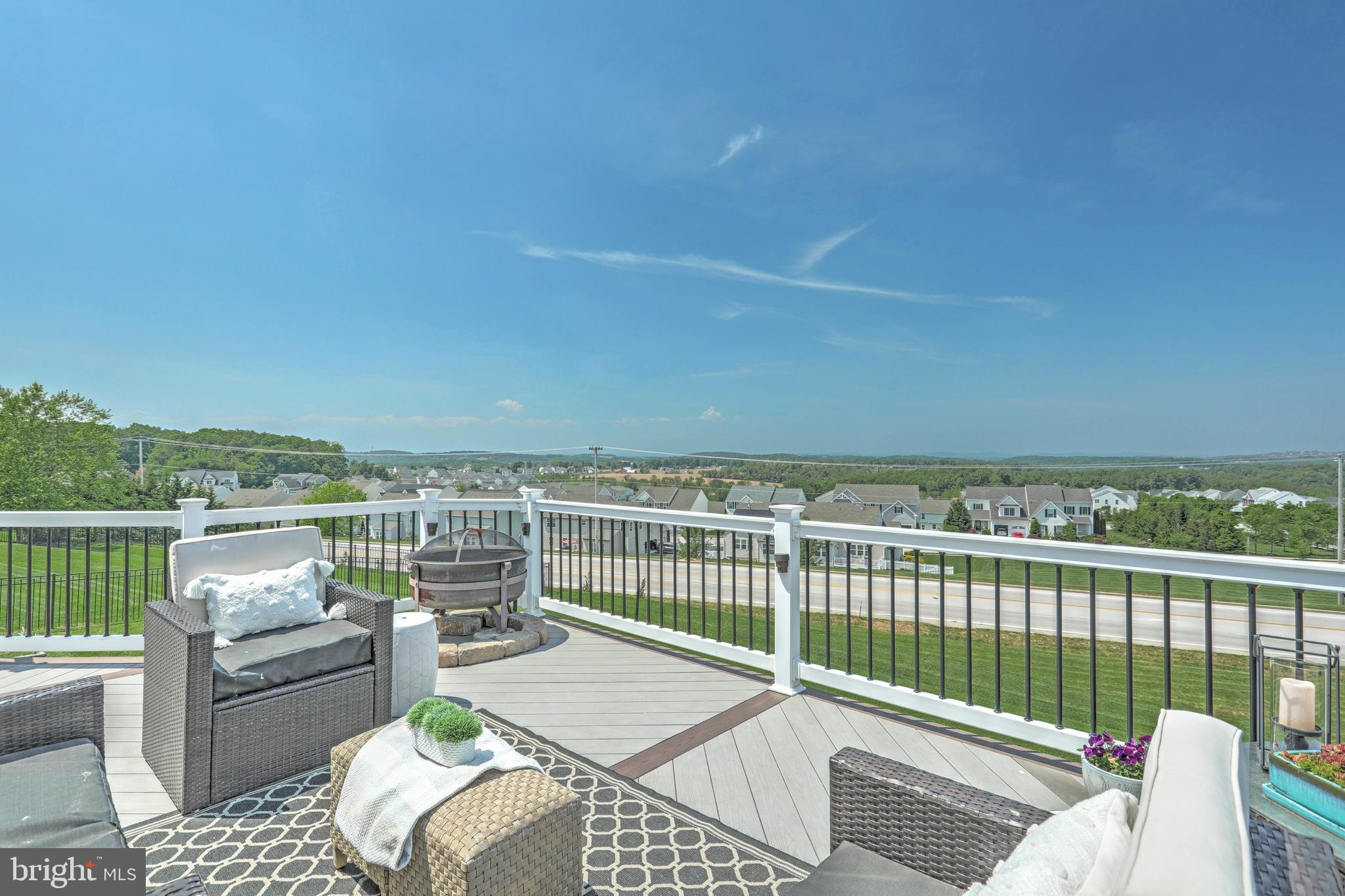 LOGANS RESERVE - Residential