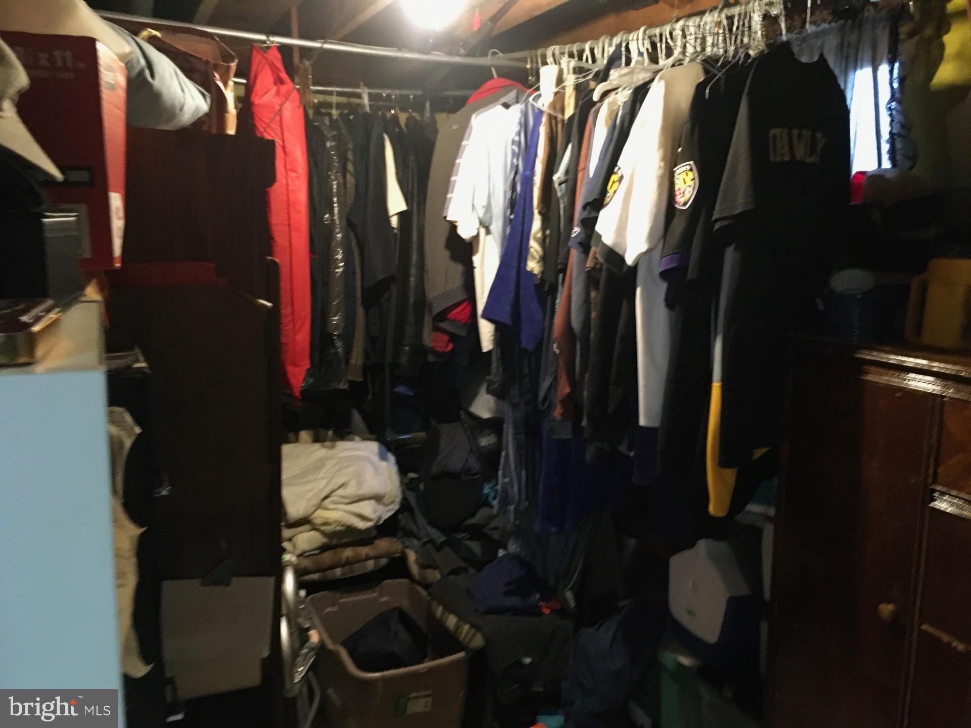 WELLS MANOR - Residential