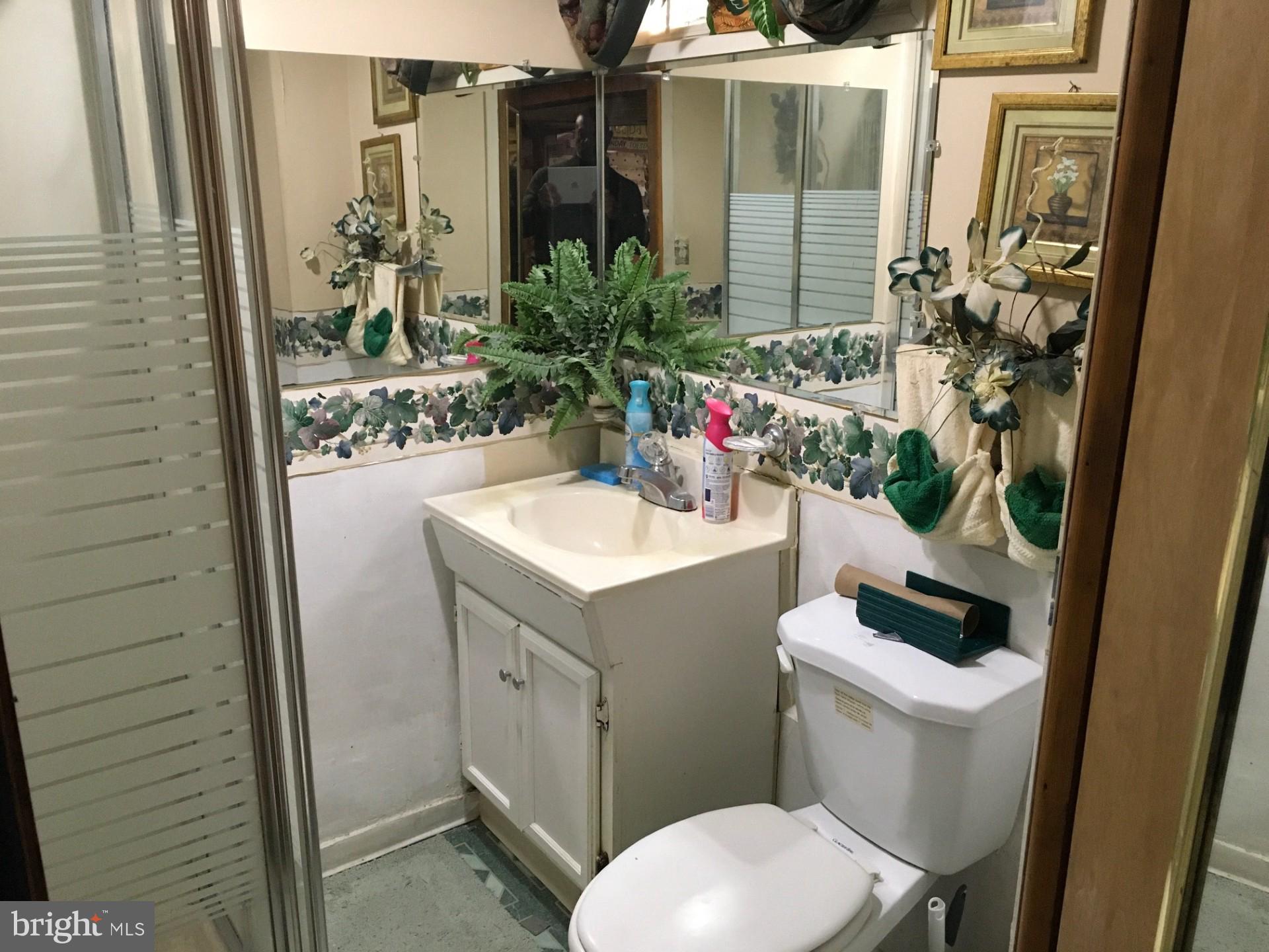 WELLS MANOR - Residential