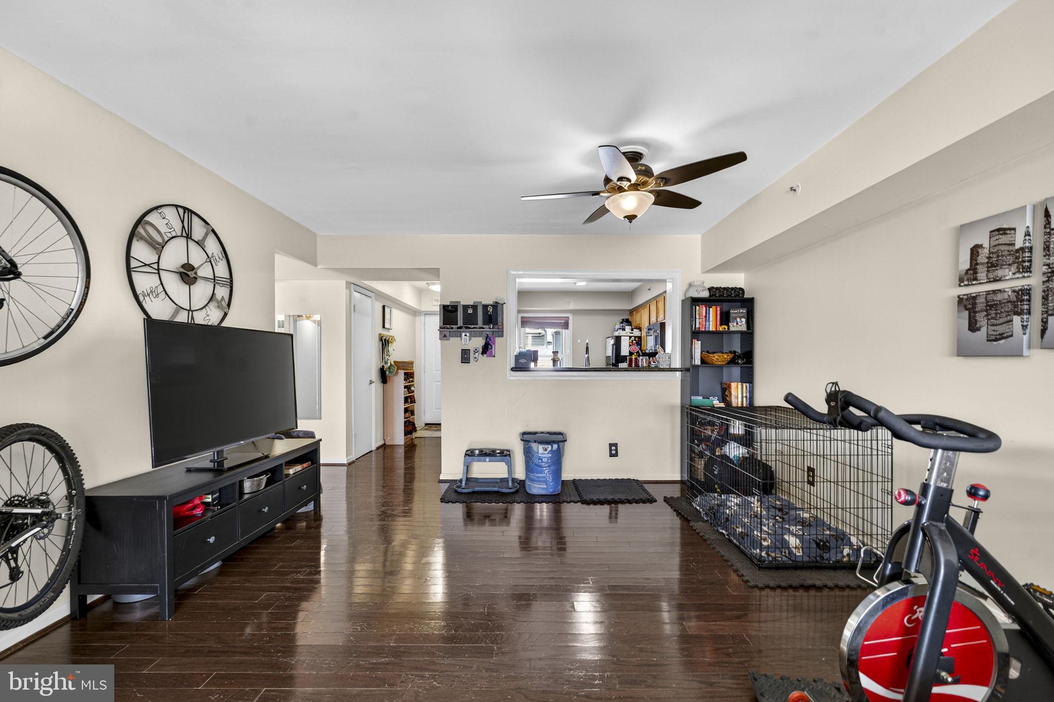 FOUR WINDS AT OAKTON - Residential