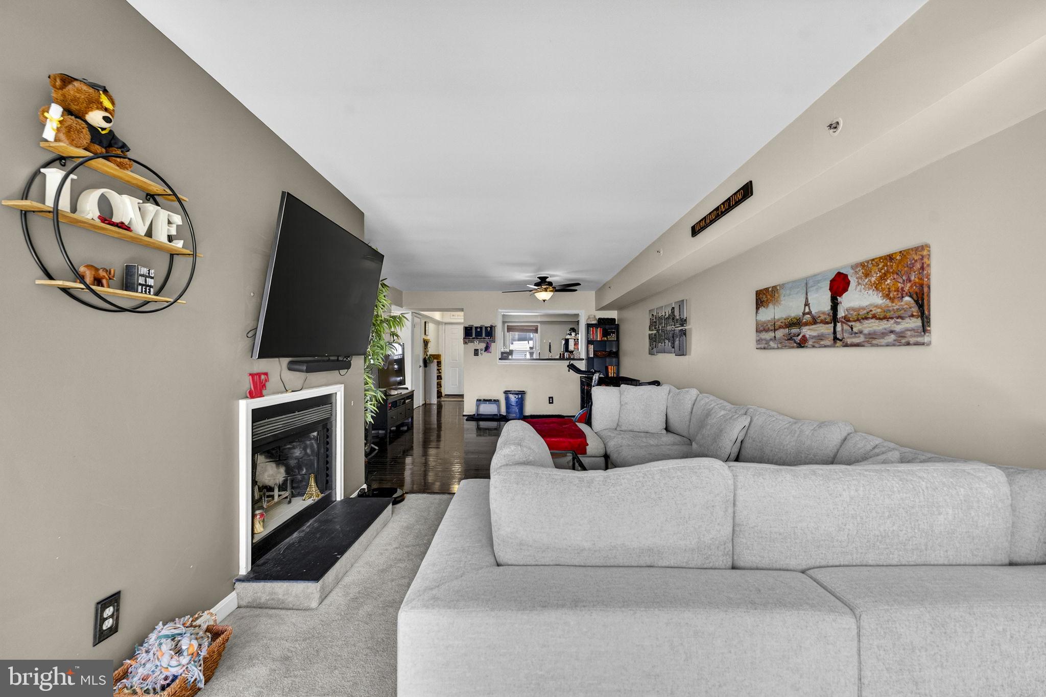 FOUR WINDS AT OAKTON - Residential