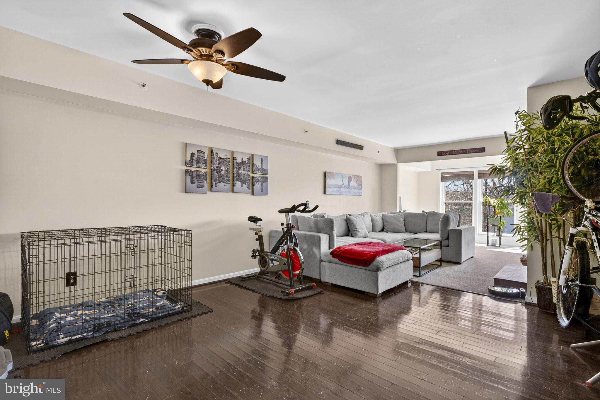 FOUR WINDS AT OAKTON - Residential