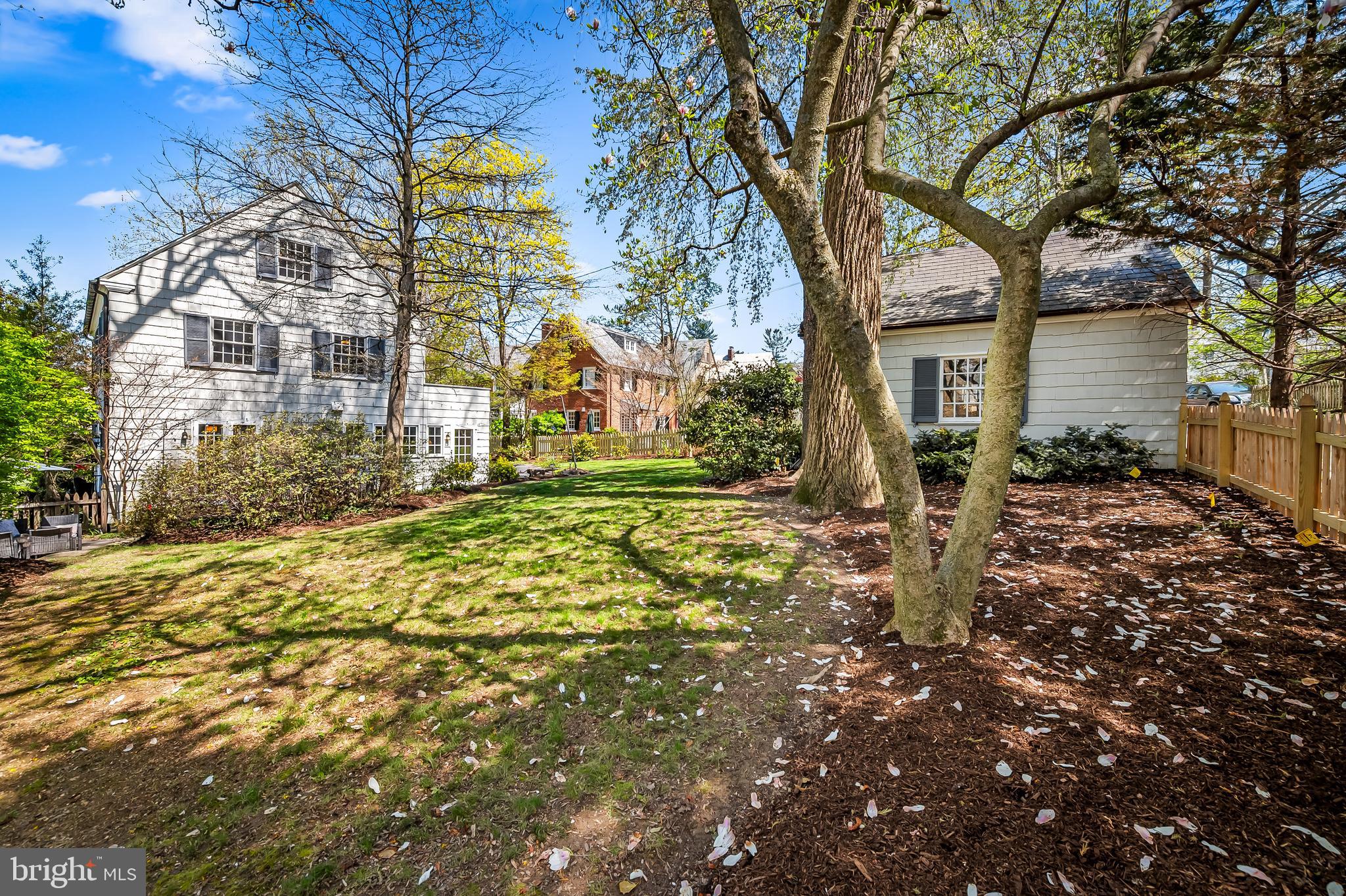 GREATER HOMELAND HISTORIC DISTRICT - Residential