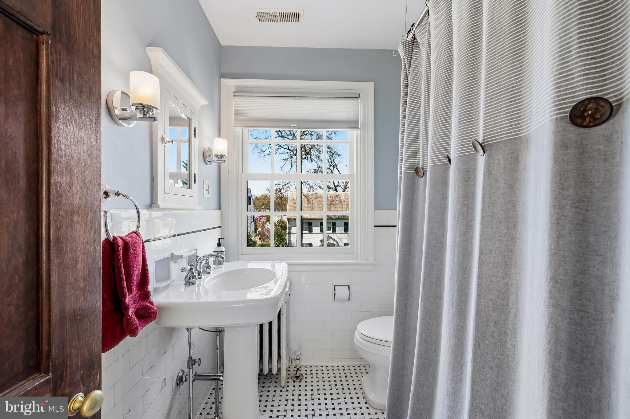 GREATER HOMELAND HISTORIC DISTRICT - Residential