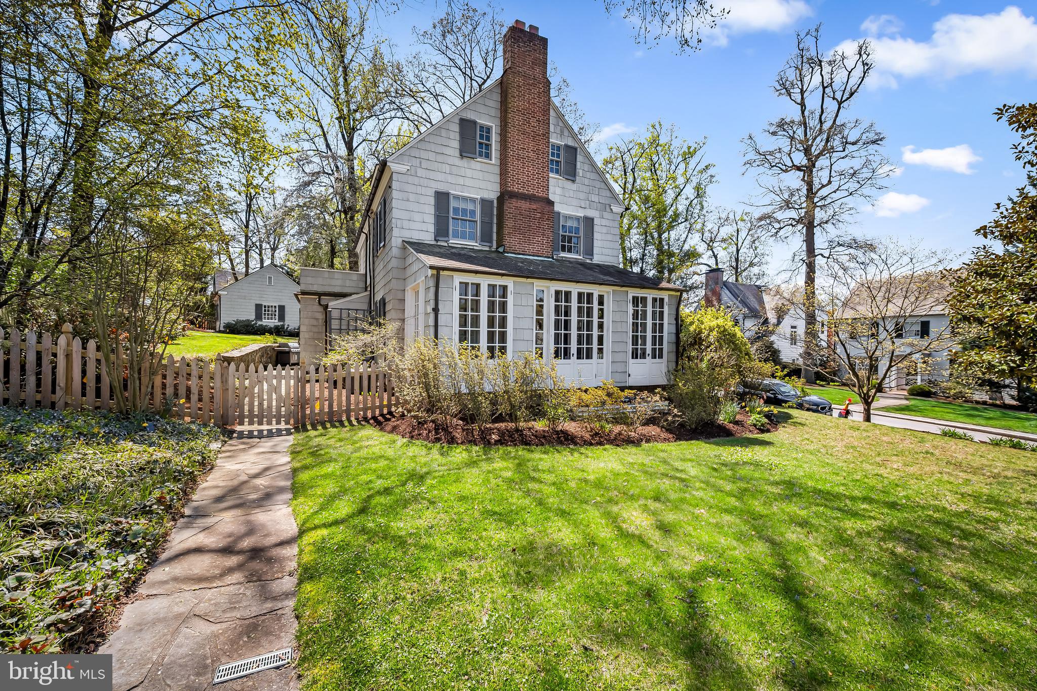 GREATER HOMELAND HISTORIC DISTRICT - Residential