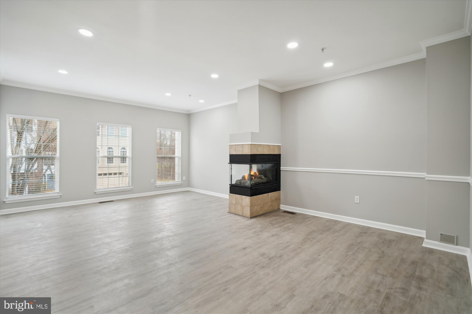 RUSSETT - Residential Lease