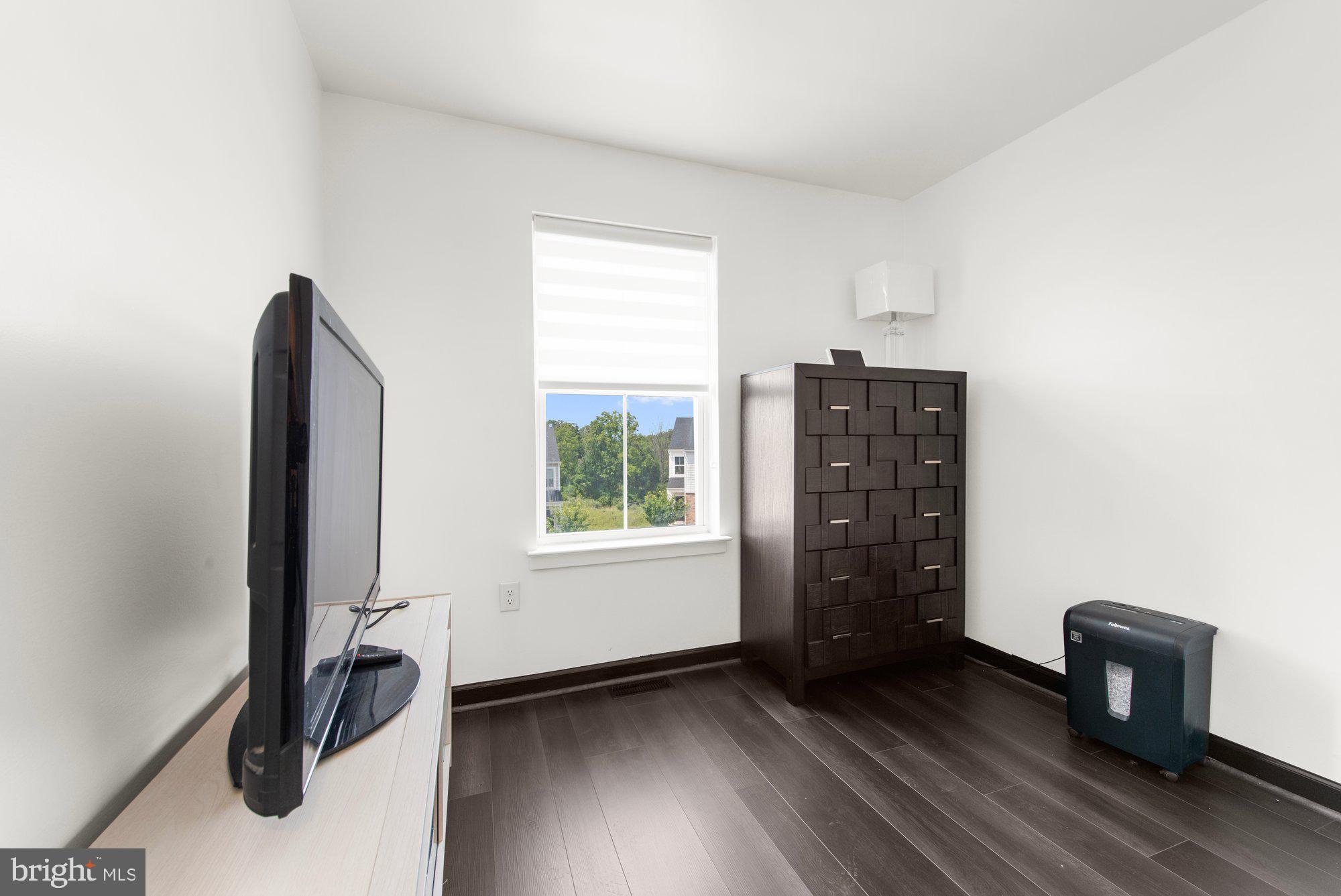 BROOKSIDE COURT AT UPPER SAUCON - Residential