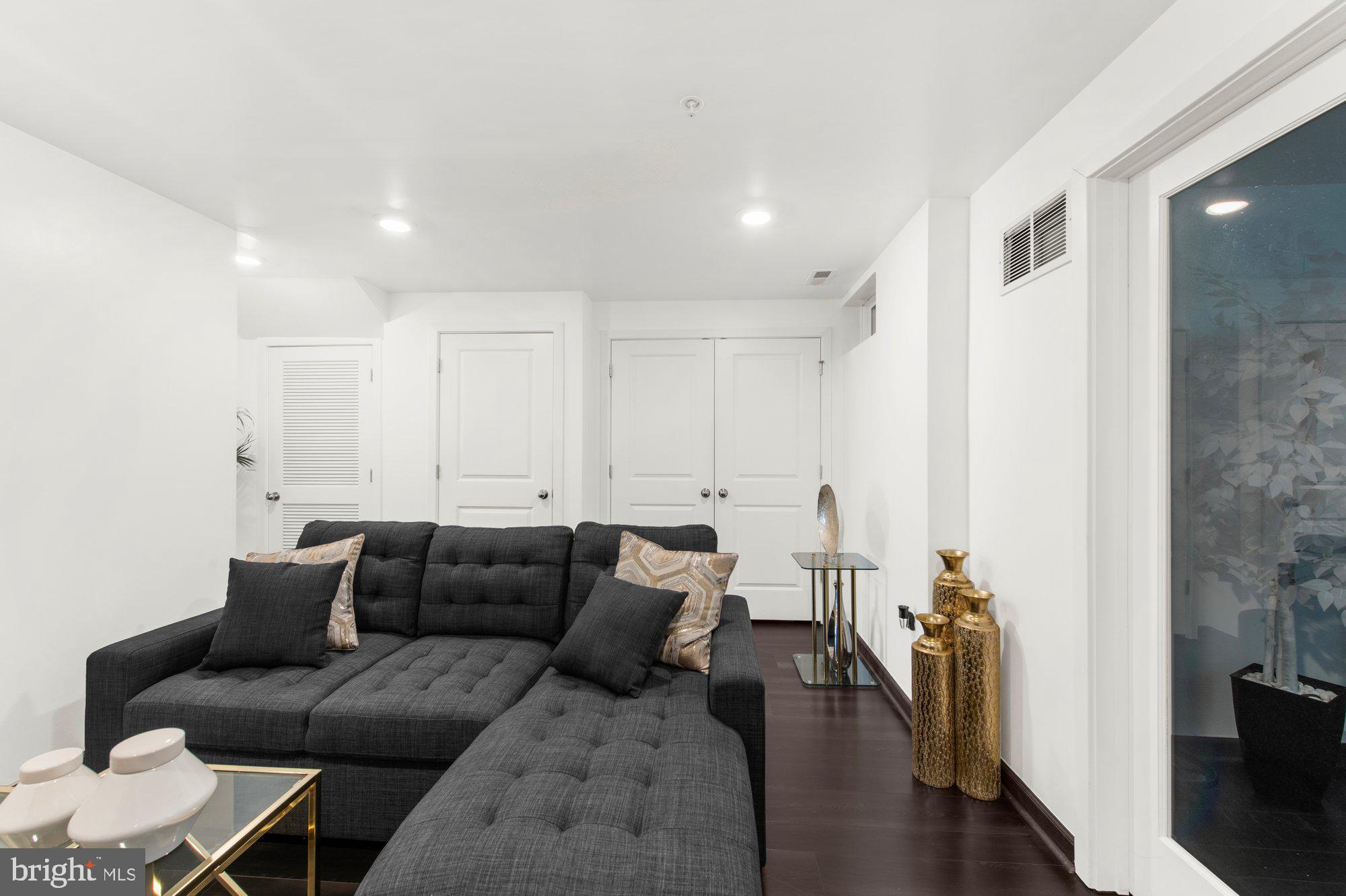 BROOKSIDE COURT AT UPPER SAUCON - Residential