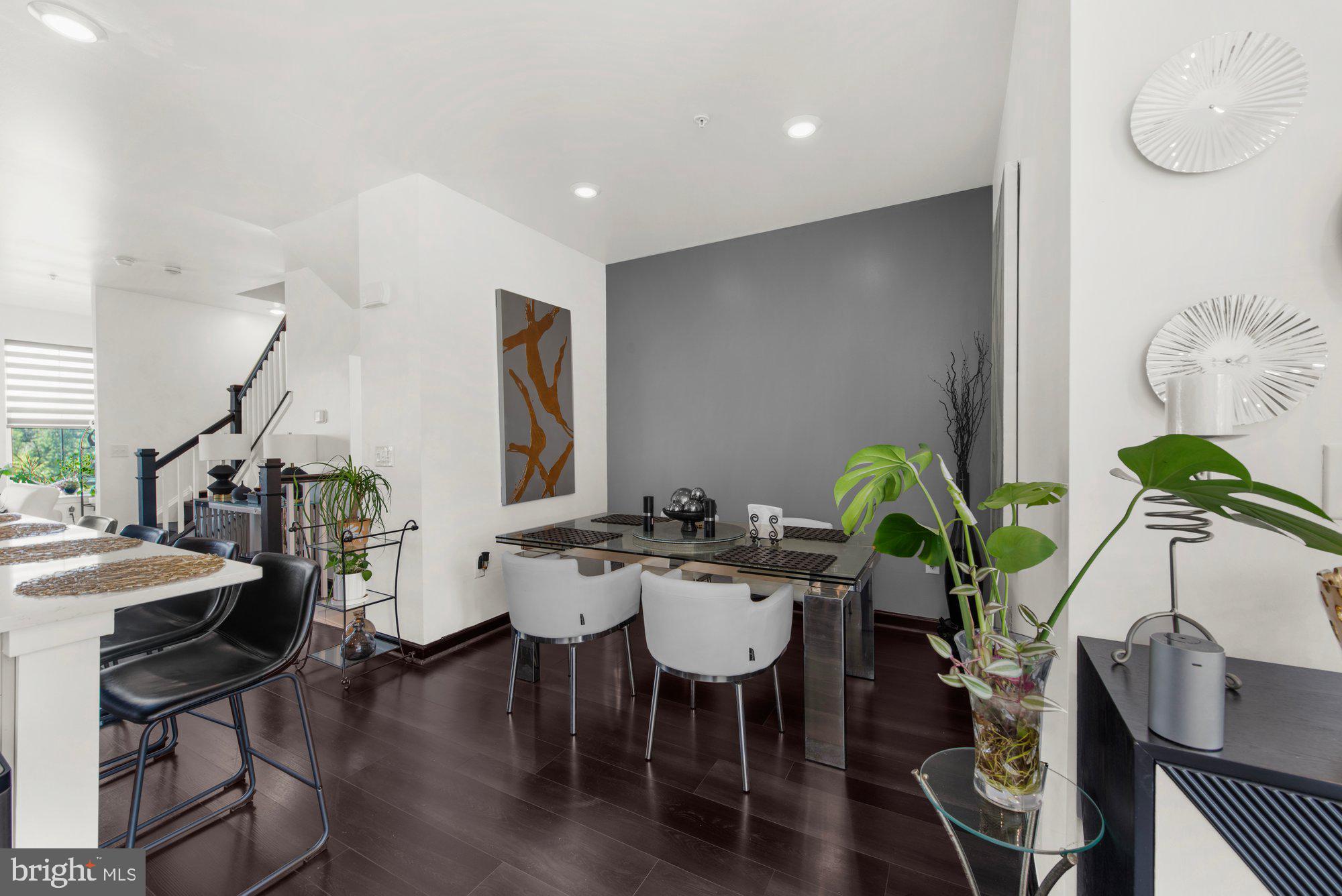 BROOKSIDE COURT AT UPPER SAUCON - Residential