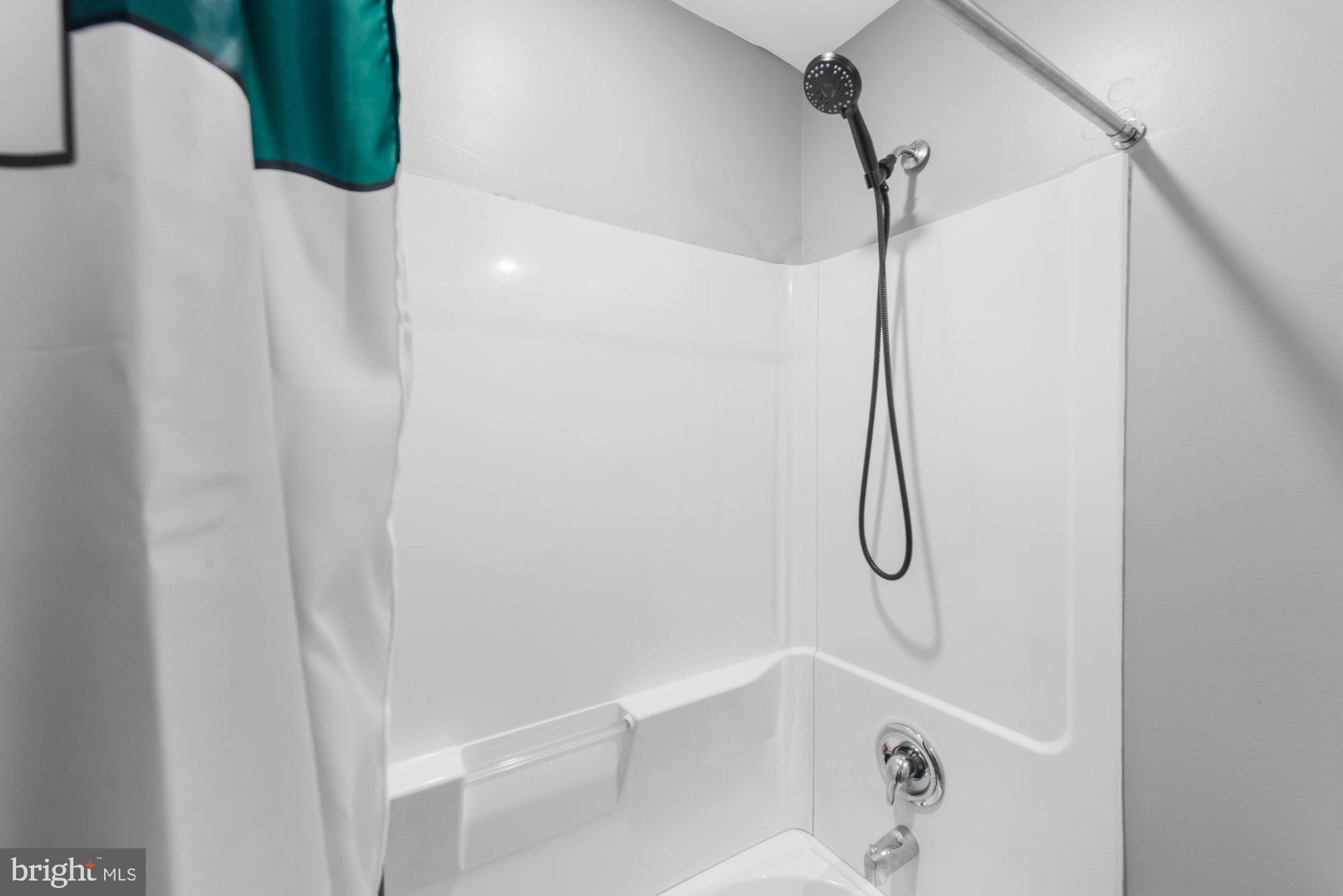 BROOKSIDE COURT AT UPPER SAUCON - Residential