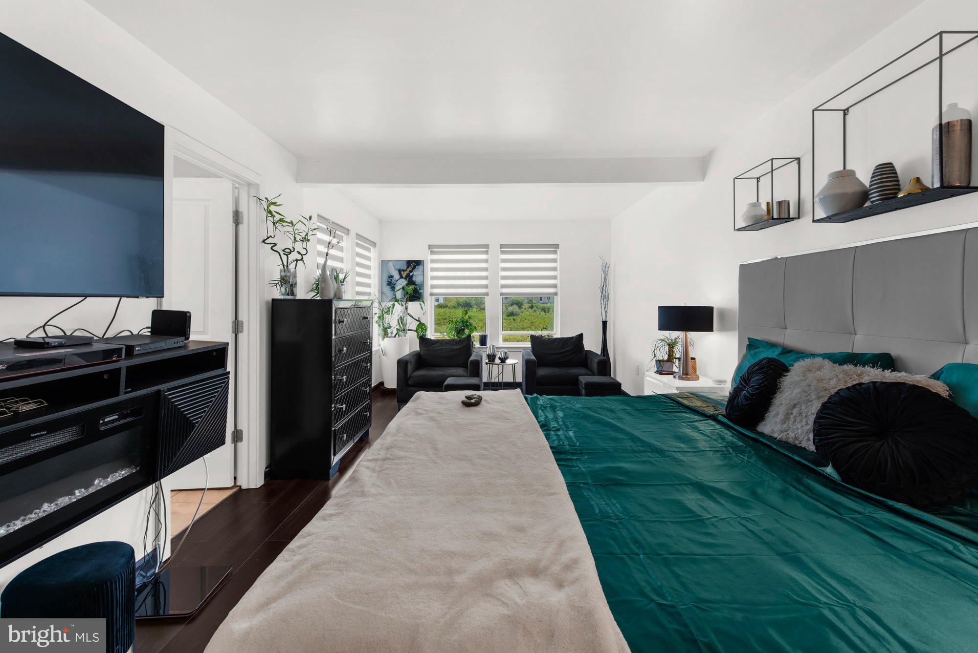 BROOKSIDE COURT AT UPPER SAUCON - Residential