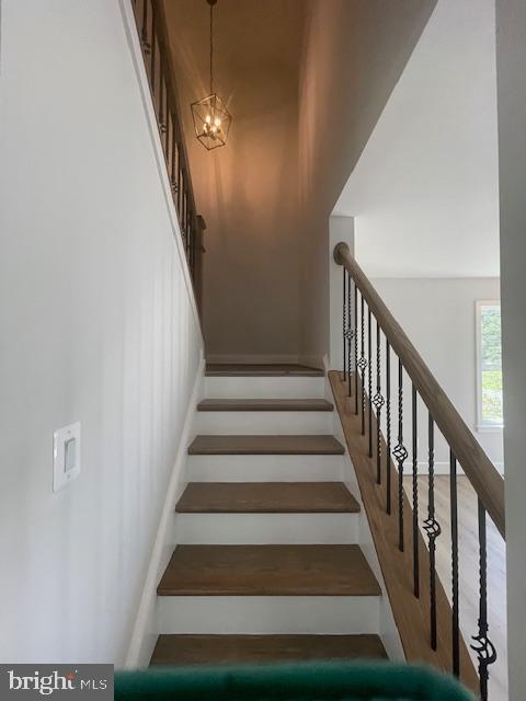 COLONIAL BEACH - Residential Lease