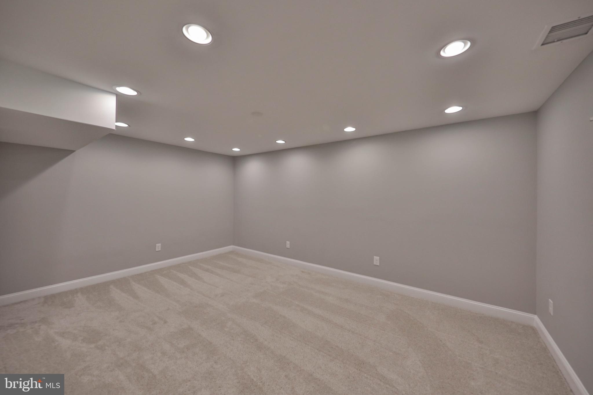 RESERVE AT BALLY SPR - Residential