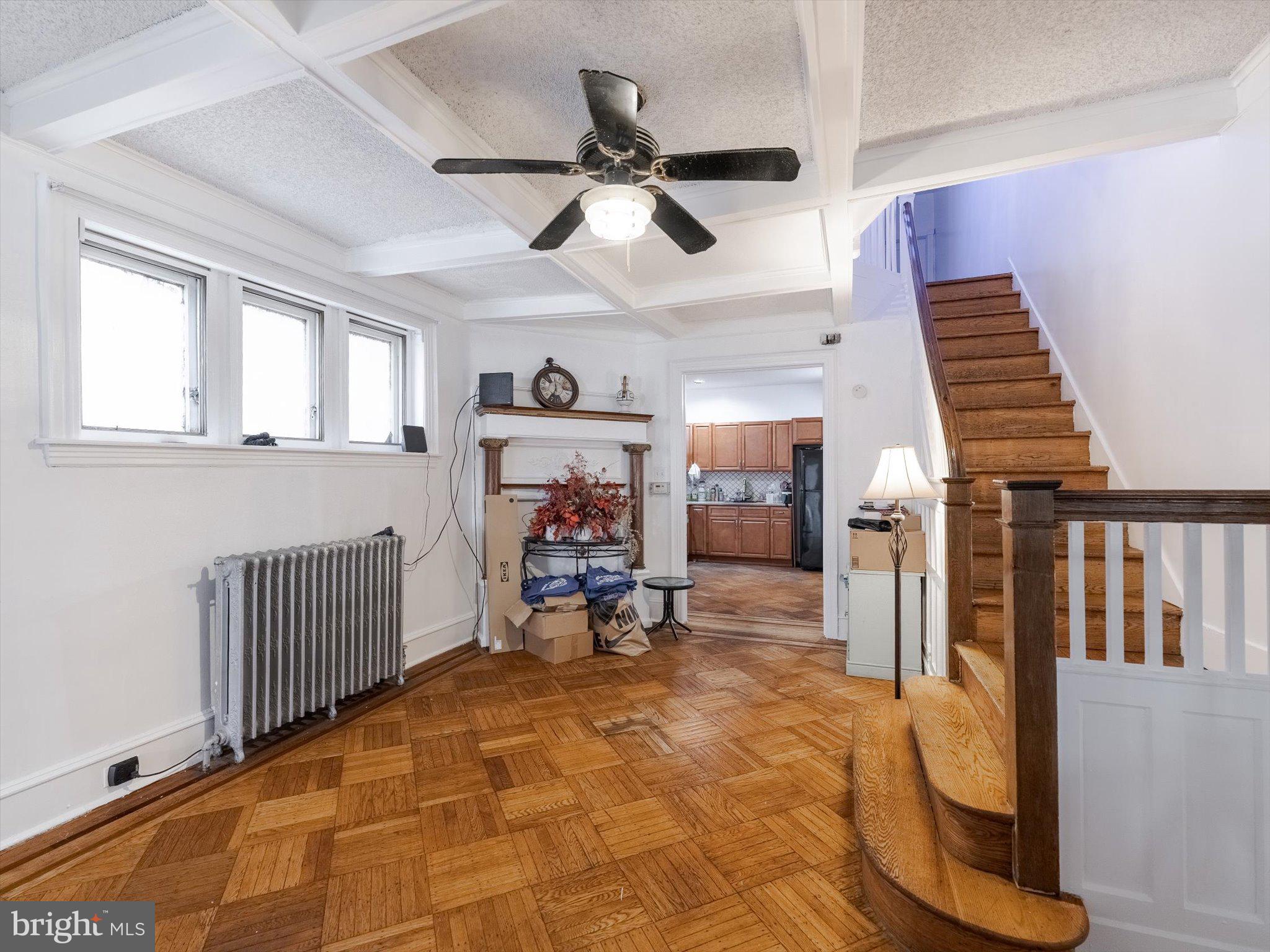 WALNUT HILL - Residential