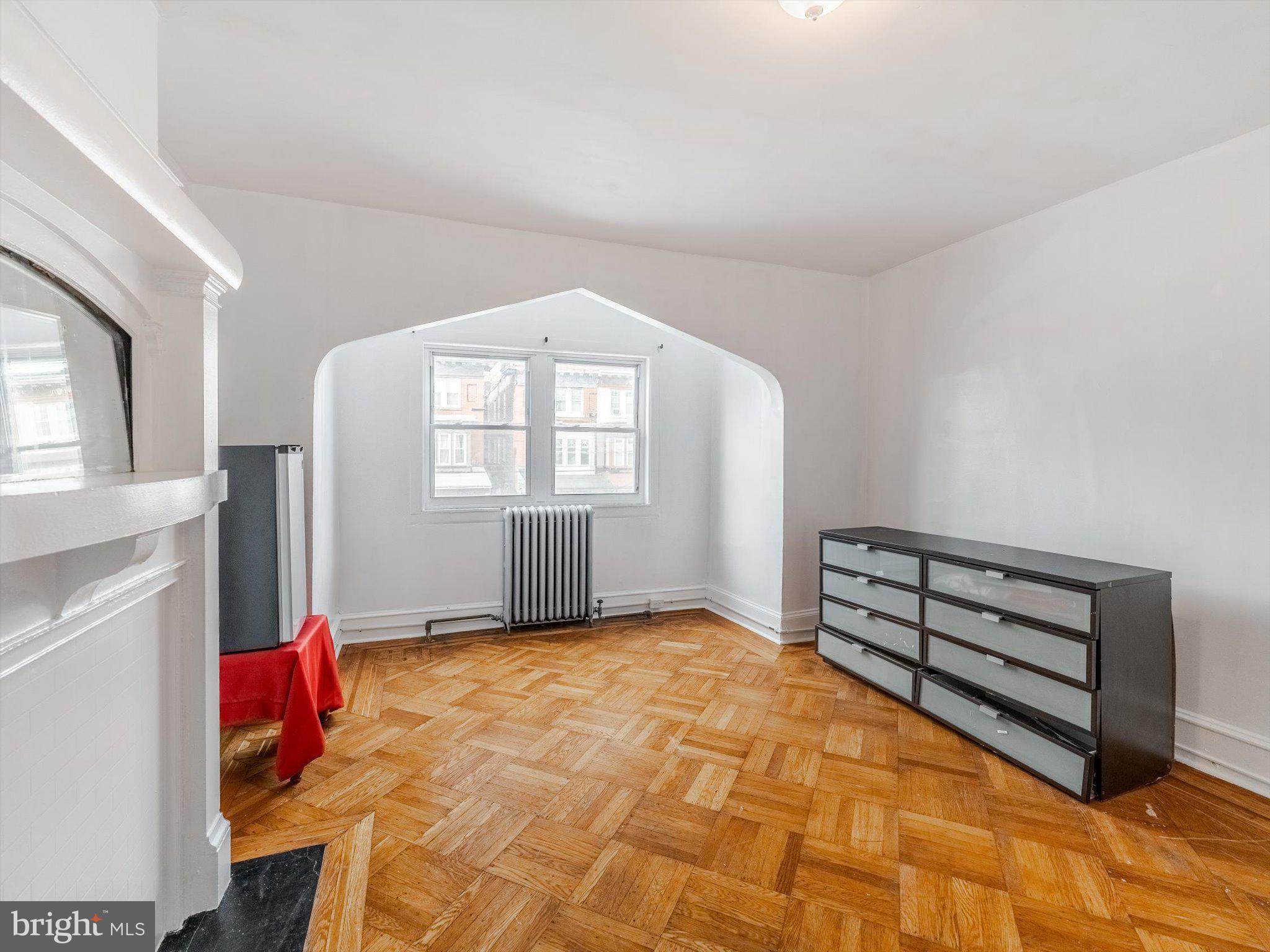 WALNUT HILL - Residential