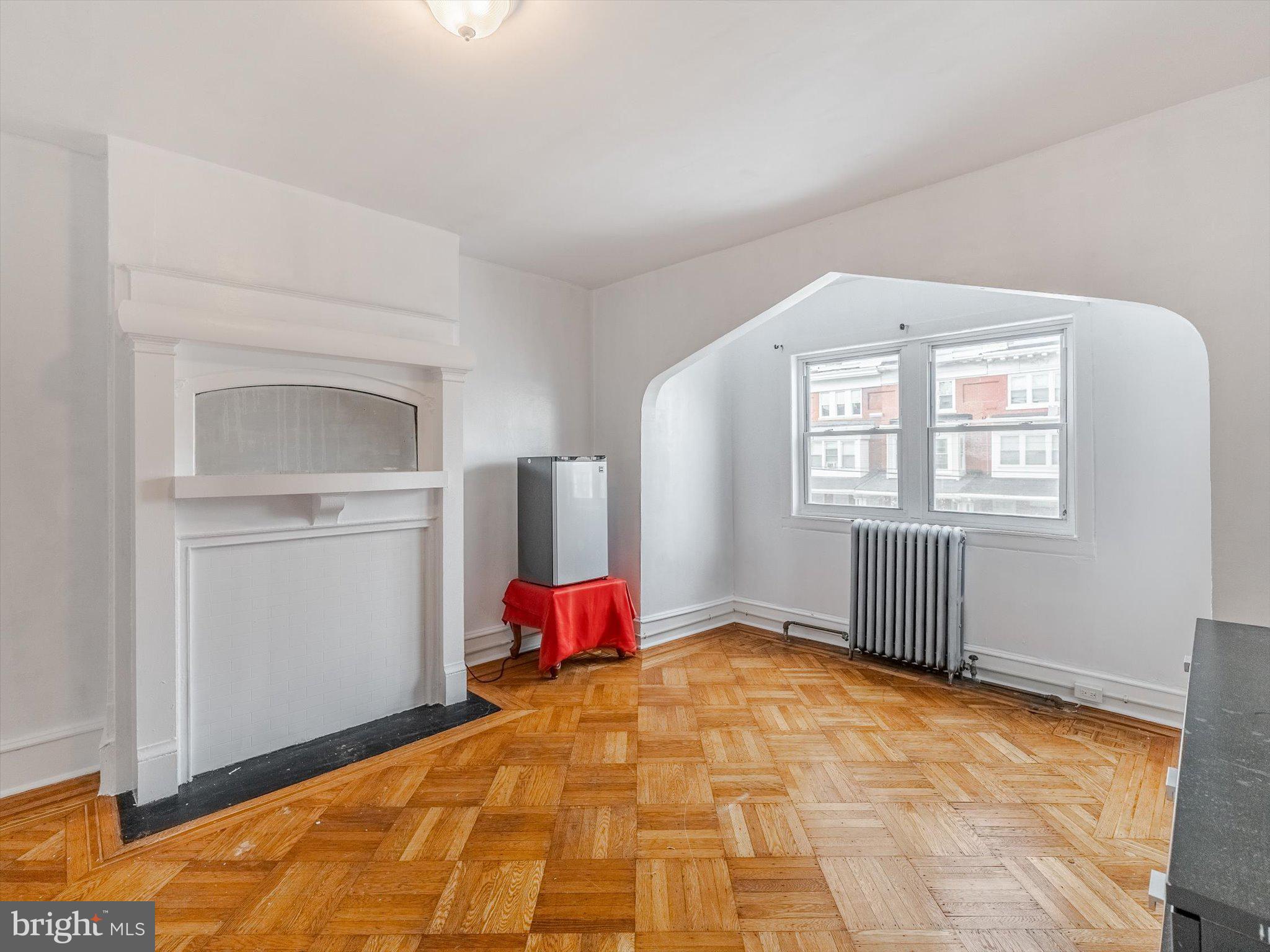 WALNUT HILL - Residential