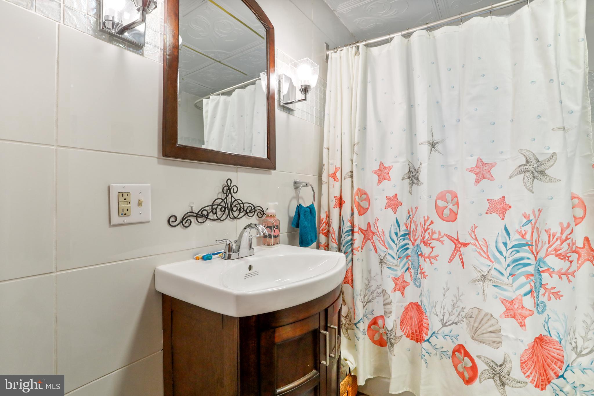 HOMEWOOD - Residential