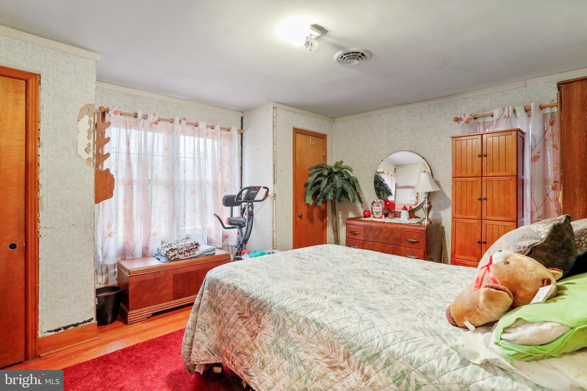 HOMEWOOD - Residential