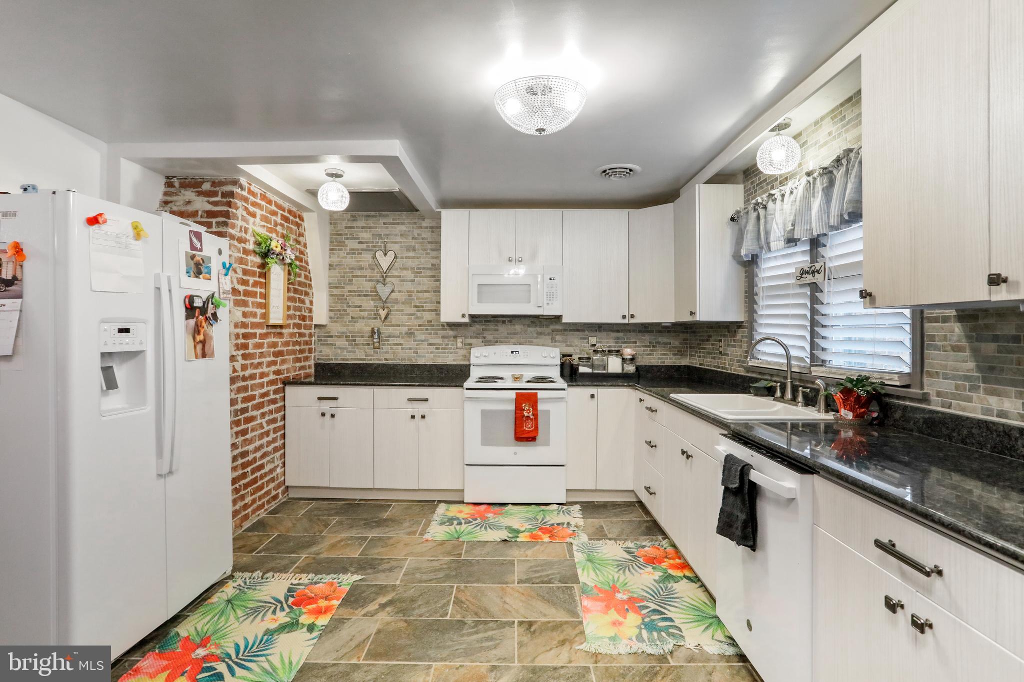 HOMEWOOD - Residential