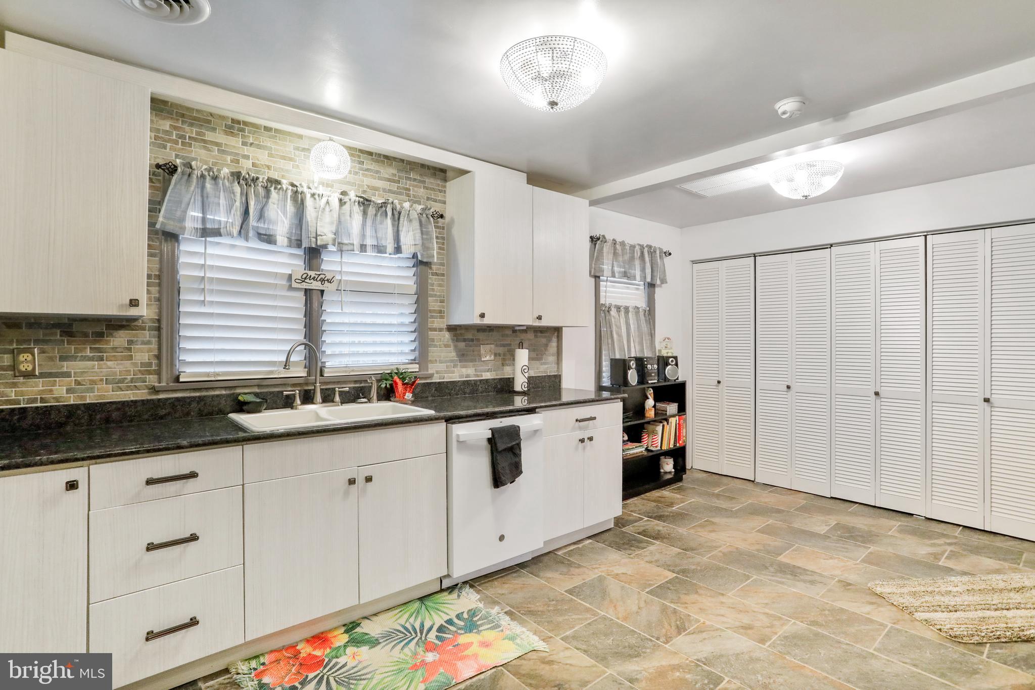 HOMEWOOD - Residential