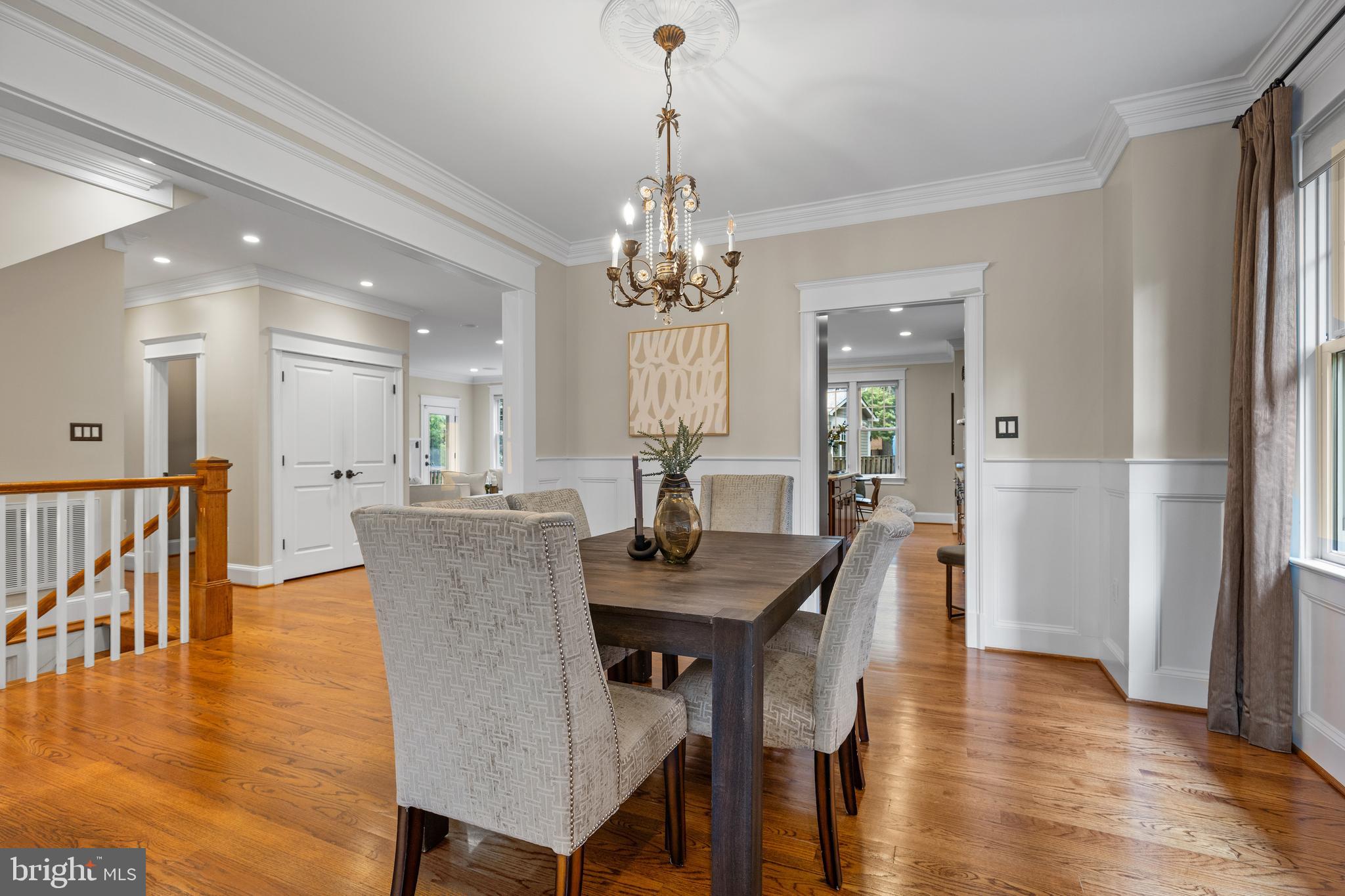 COUNTRY CLUB - Residential