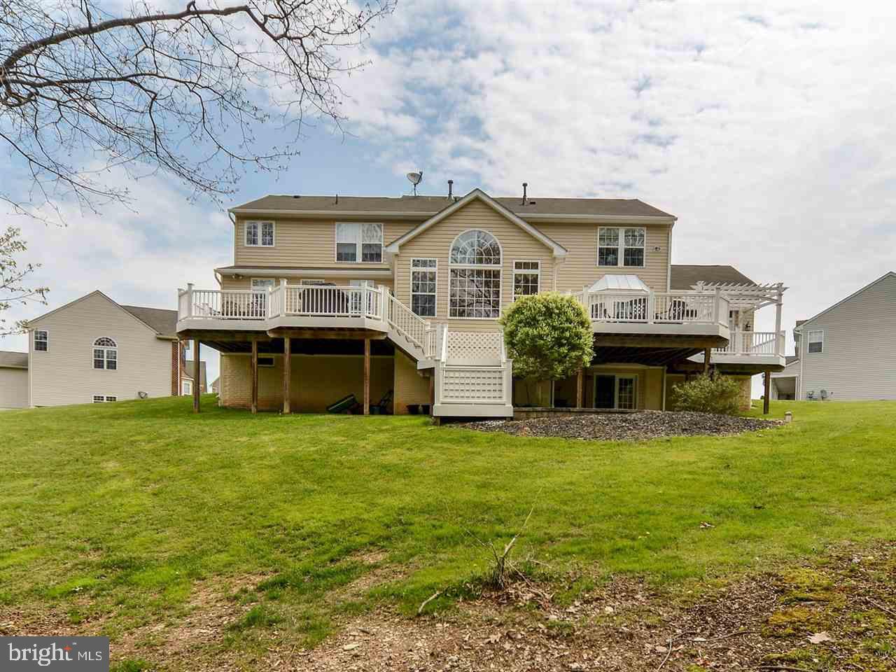 SOUTH POINTE - Residential