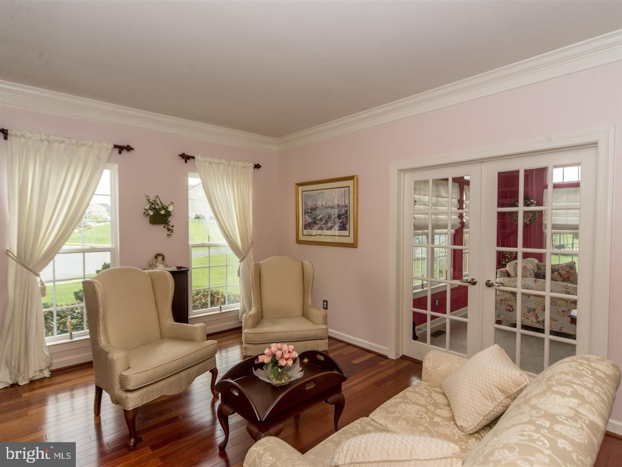 SOUTH POINTE - Residential